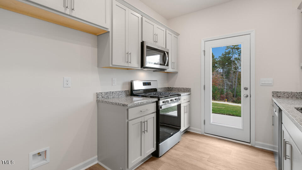 188 Starlight Street Property Photo 4