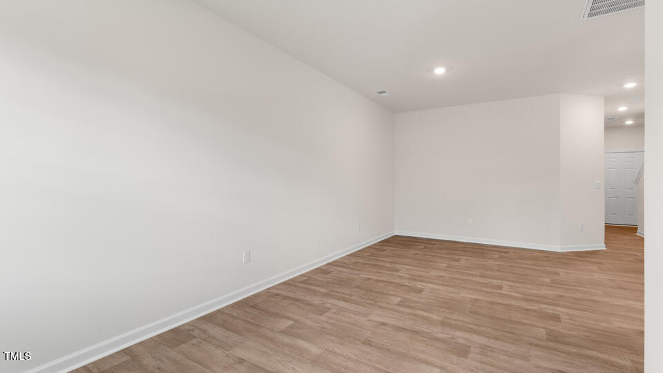 188 Starlight Street Property Photo 11