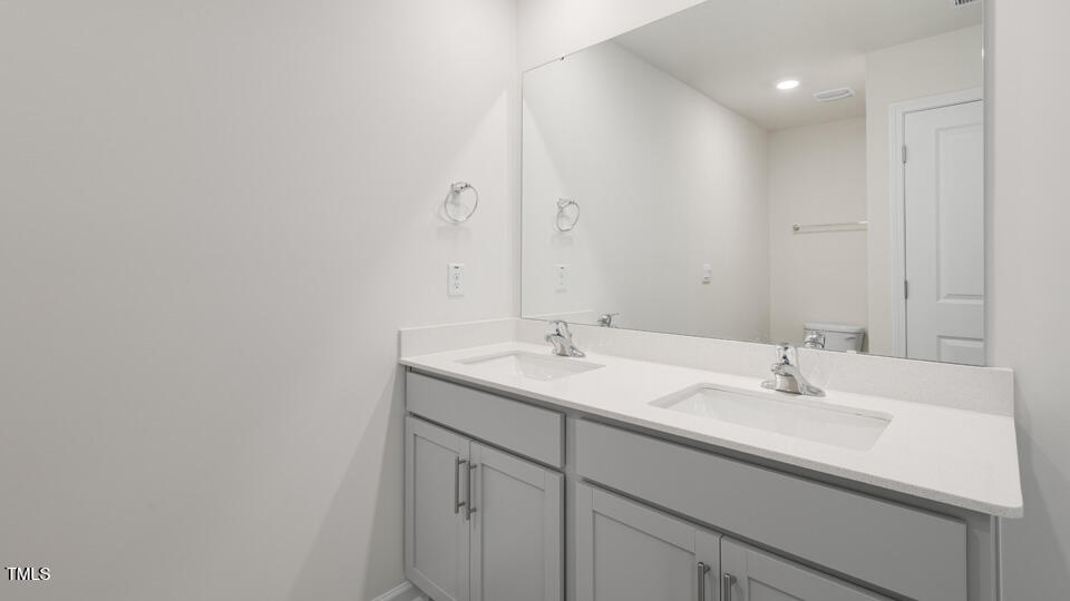 188 Starlight Street Property Photo 16