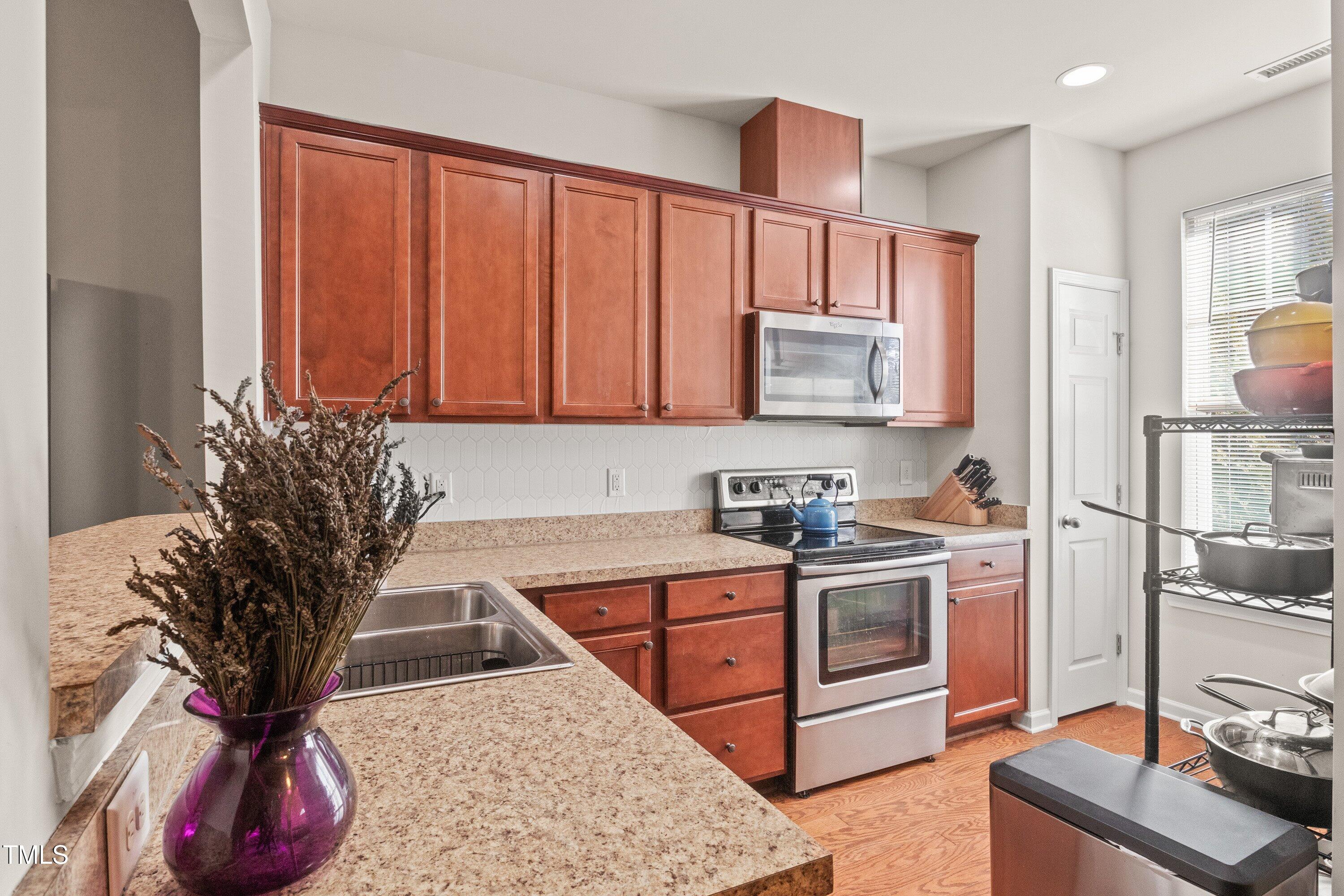 100 Stratford Lakes Drive # 258 Property Photo 19