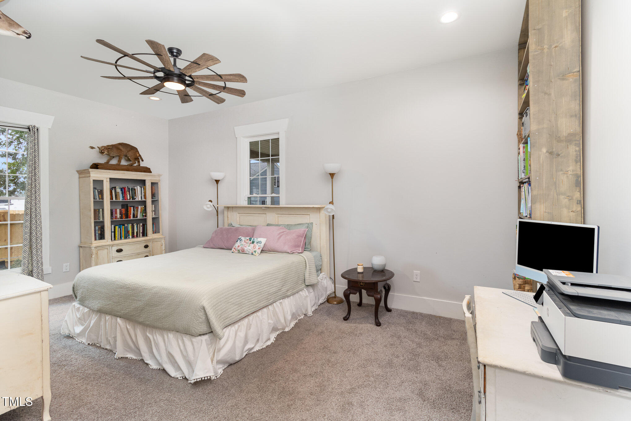 1006 W Broad Street Property Photo 15