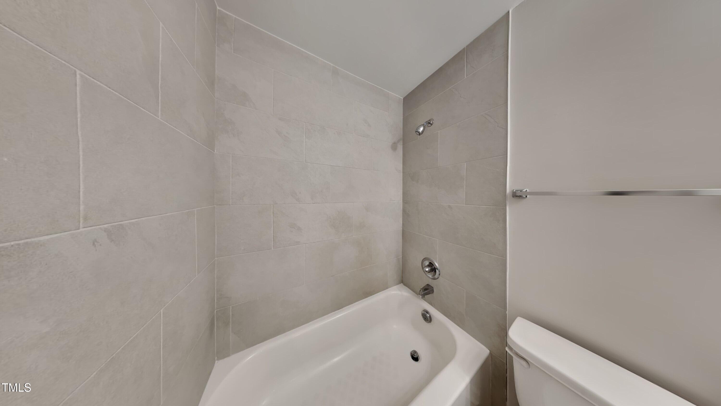 4703 Blue Bird Court # I Property Photo 13