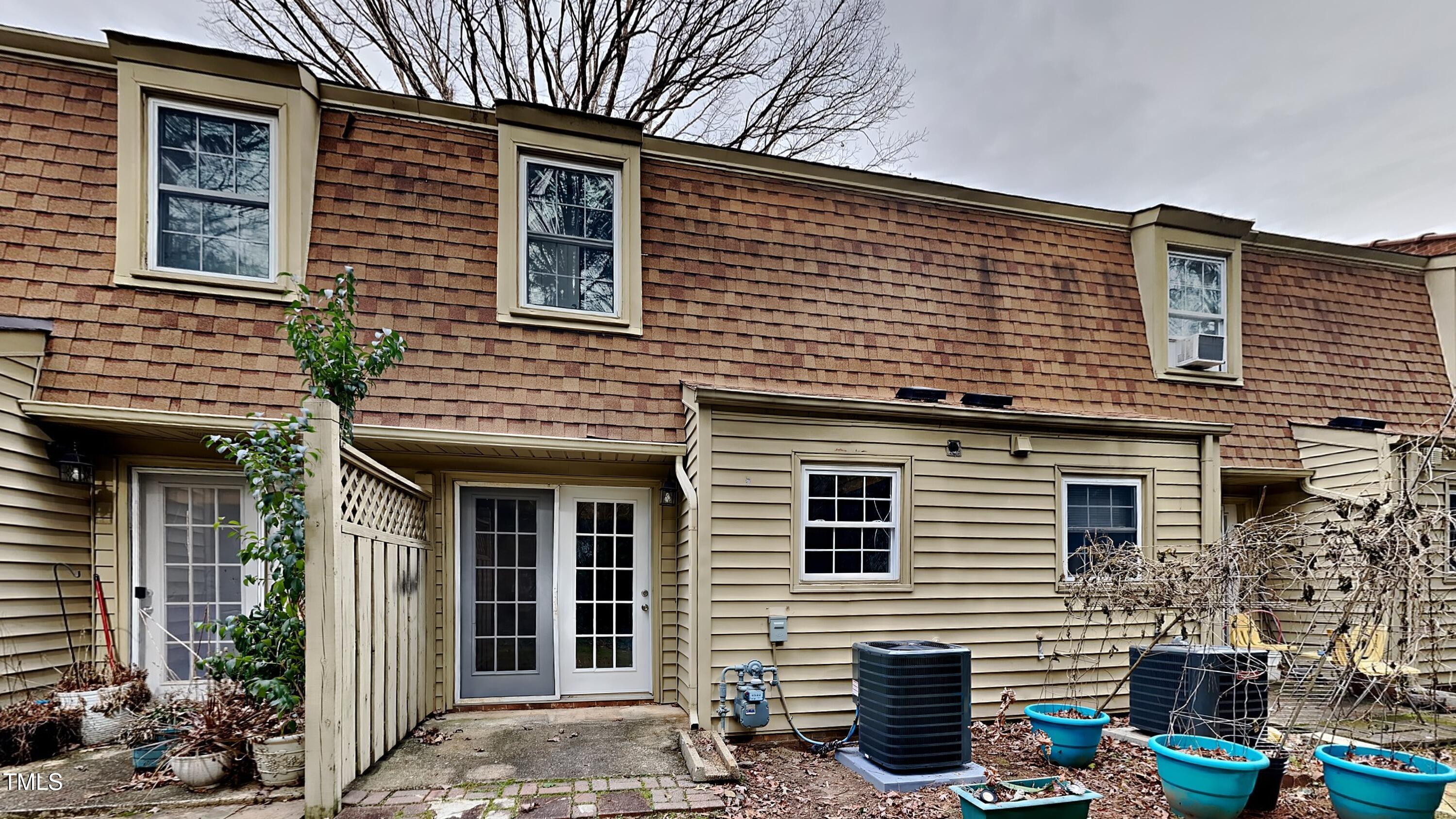 4703 Blue Bird Court # I Property Photo 15
