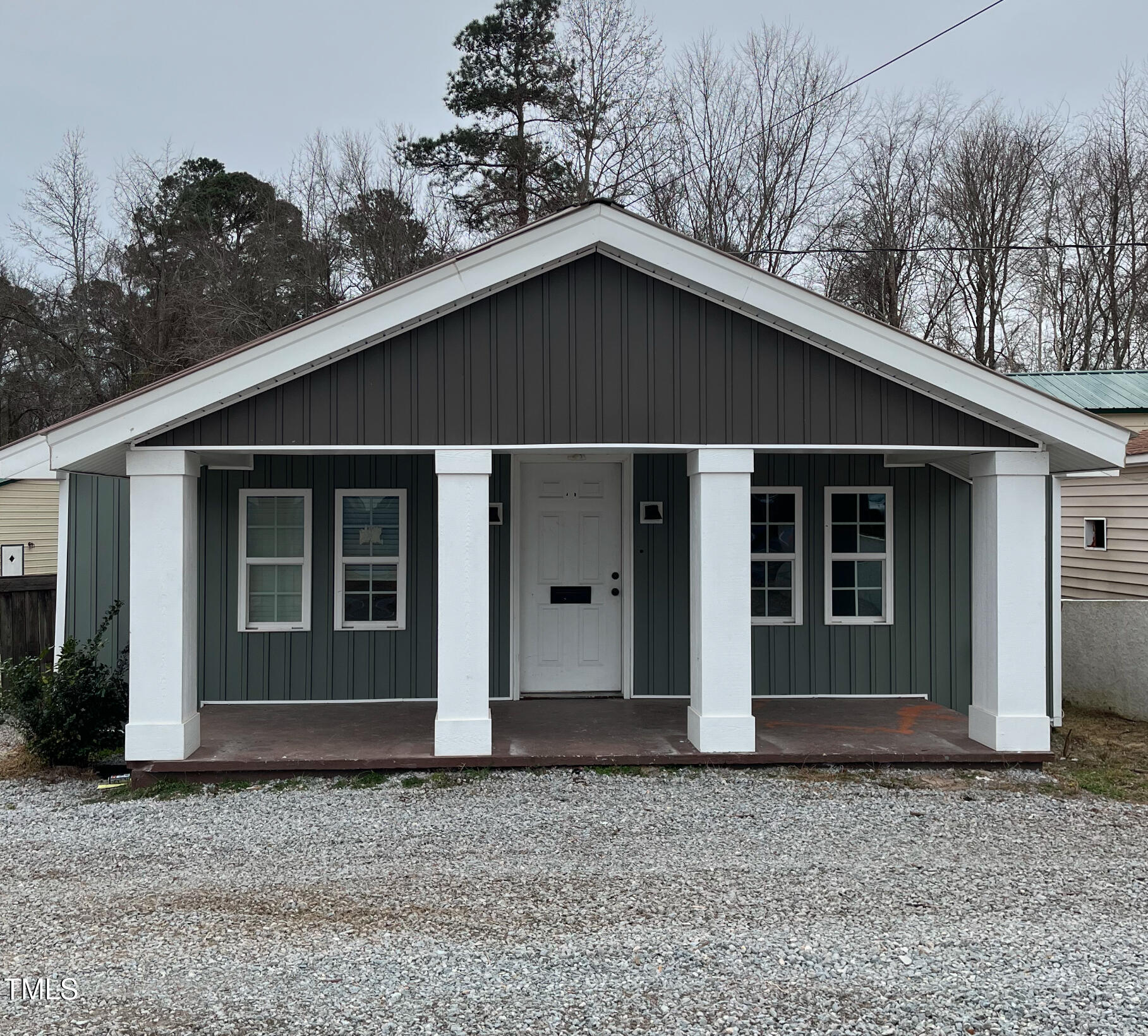 10757 Nc-210 Property Photo 1