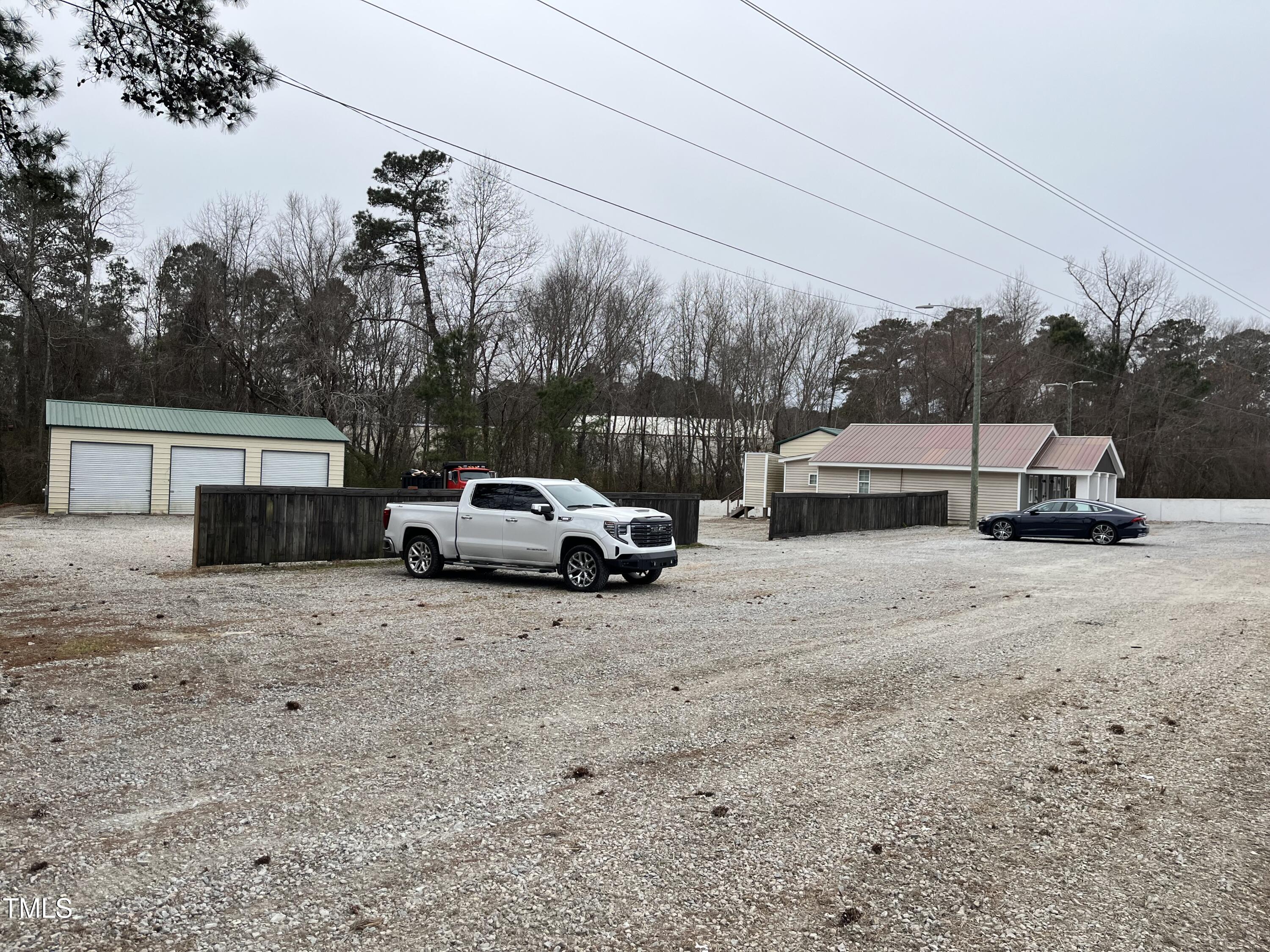 10757 Nc-210 Property Photo 2