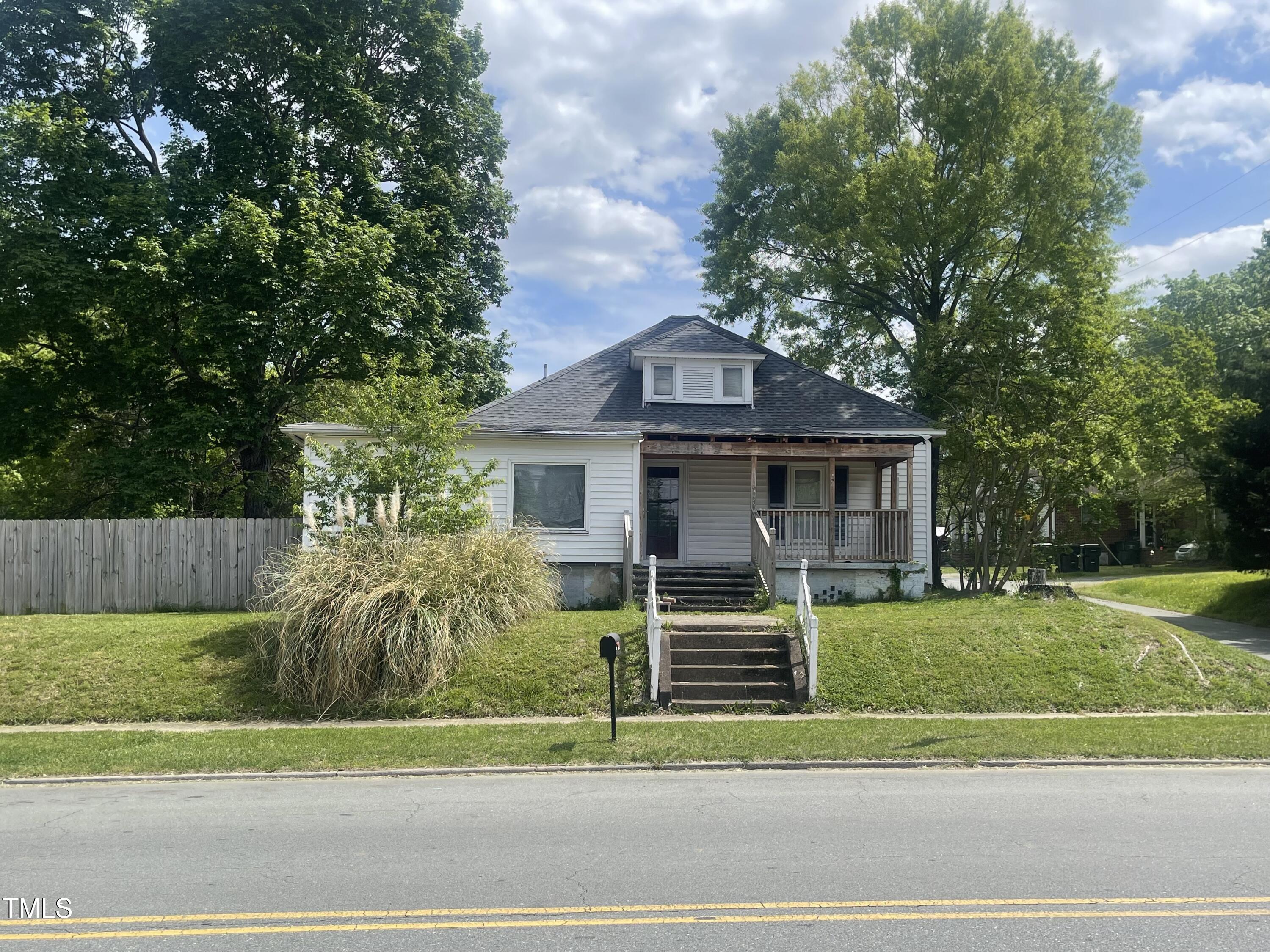 614 Tucker Street Property Photo 1