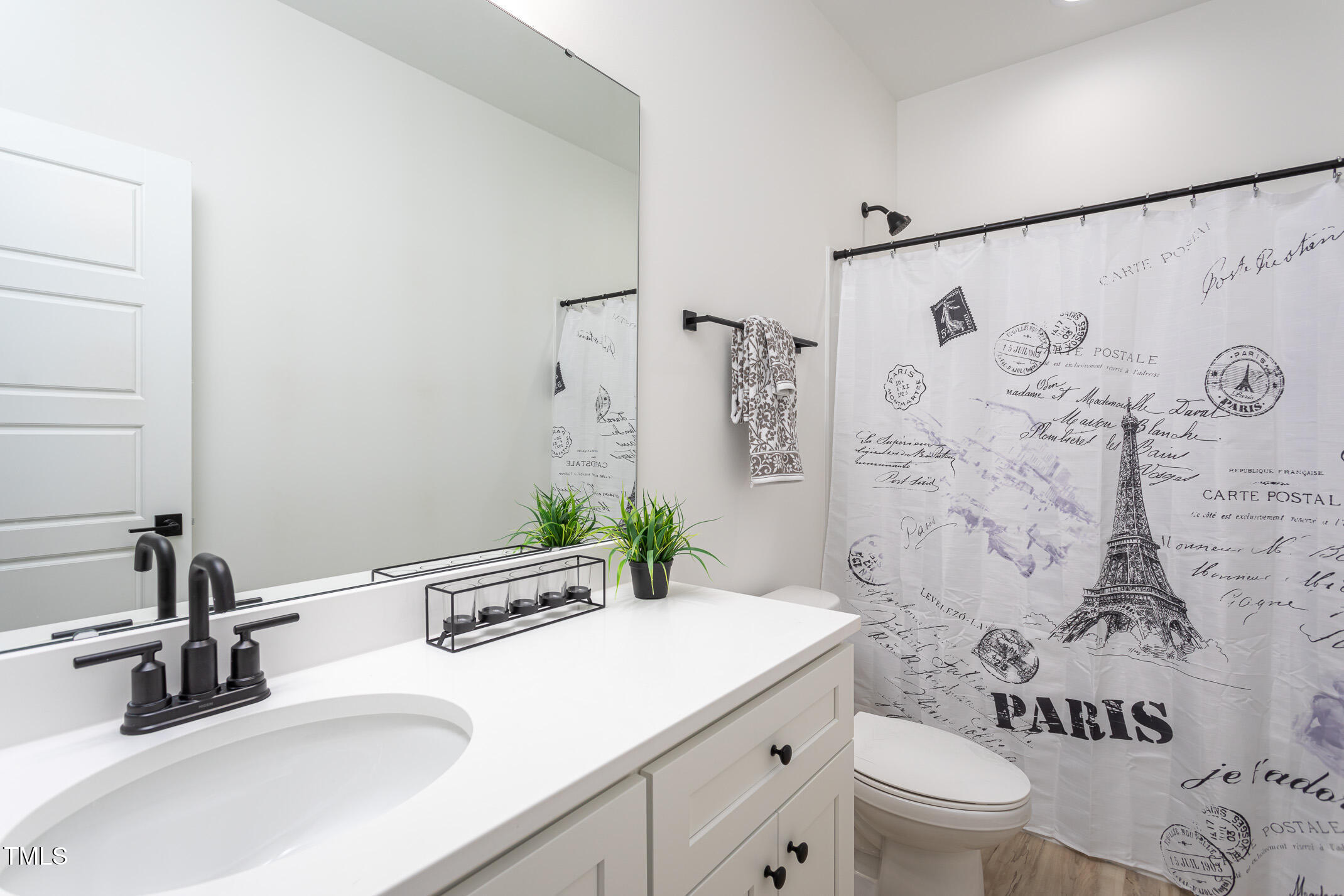 420 E Cedar Avenue Property Photo 19