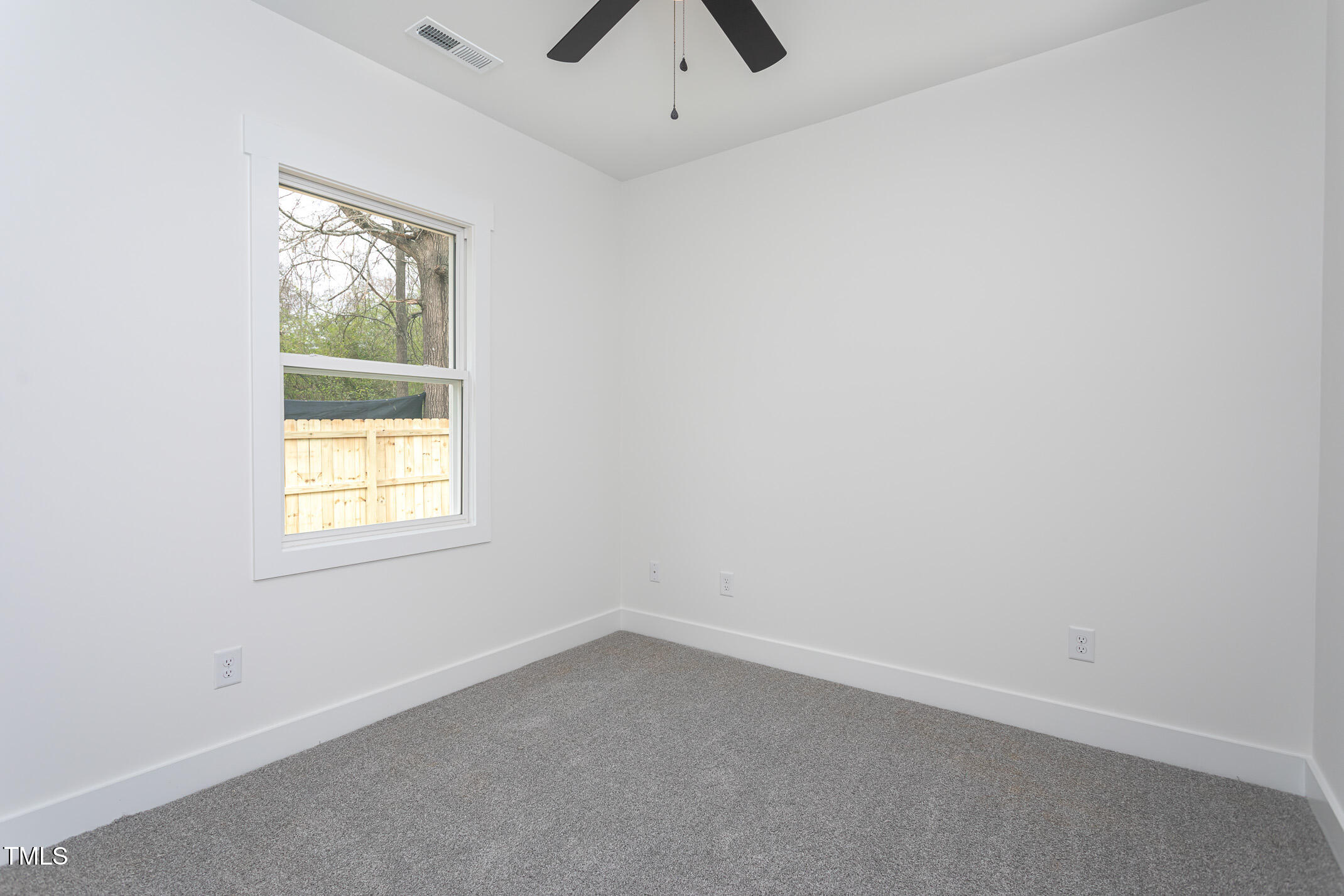420 E Cedar Avenue Property Photo 20