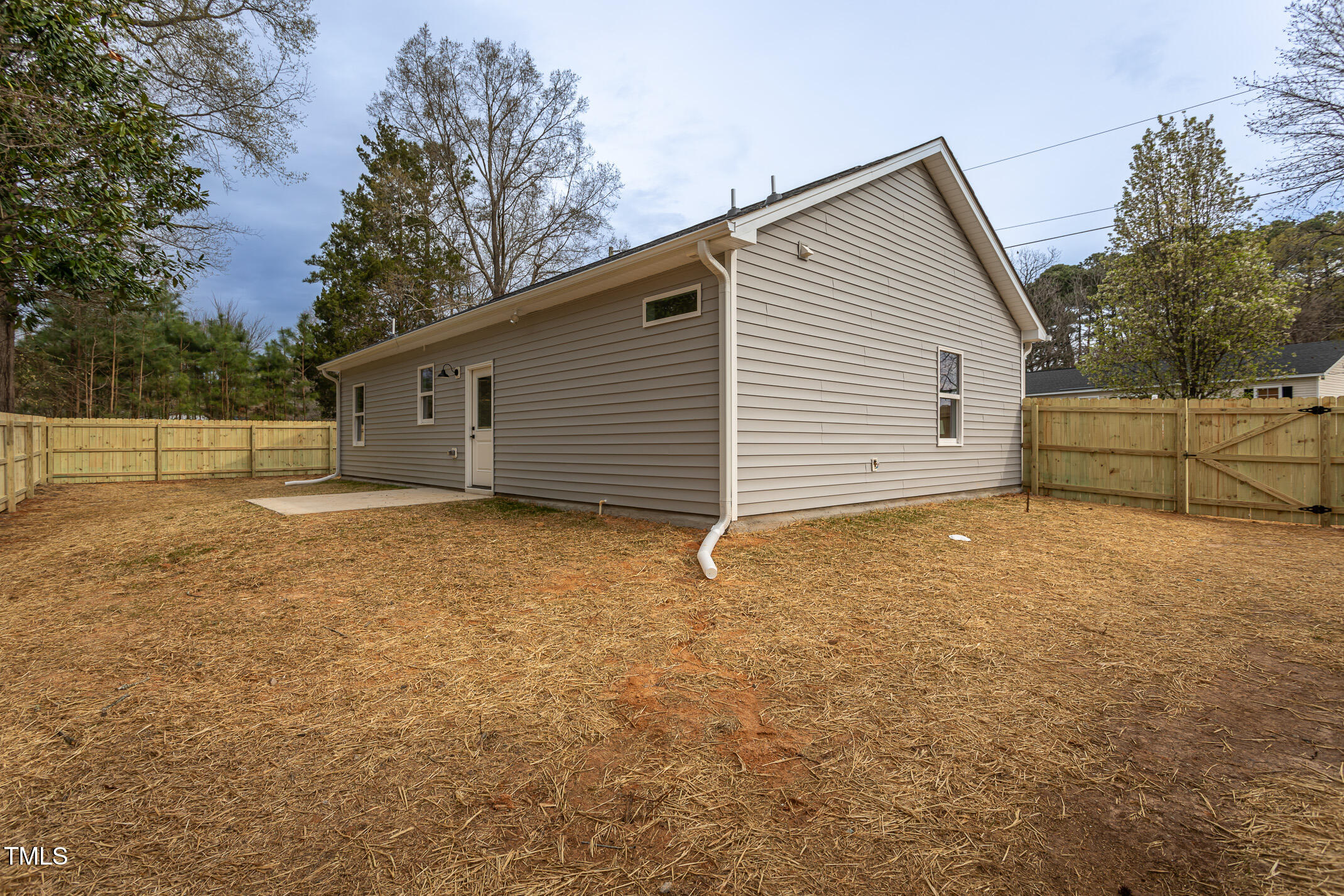 420 E Cedar Avenue Property Photo 23