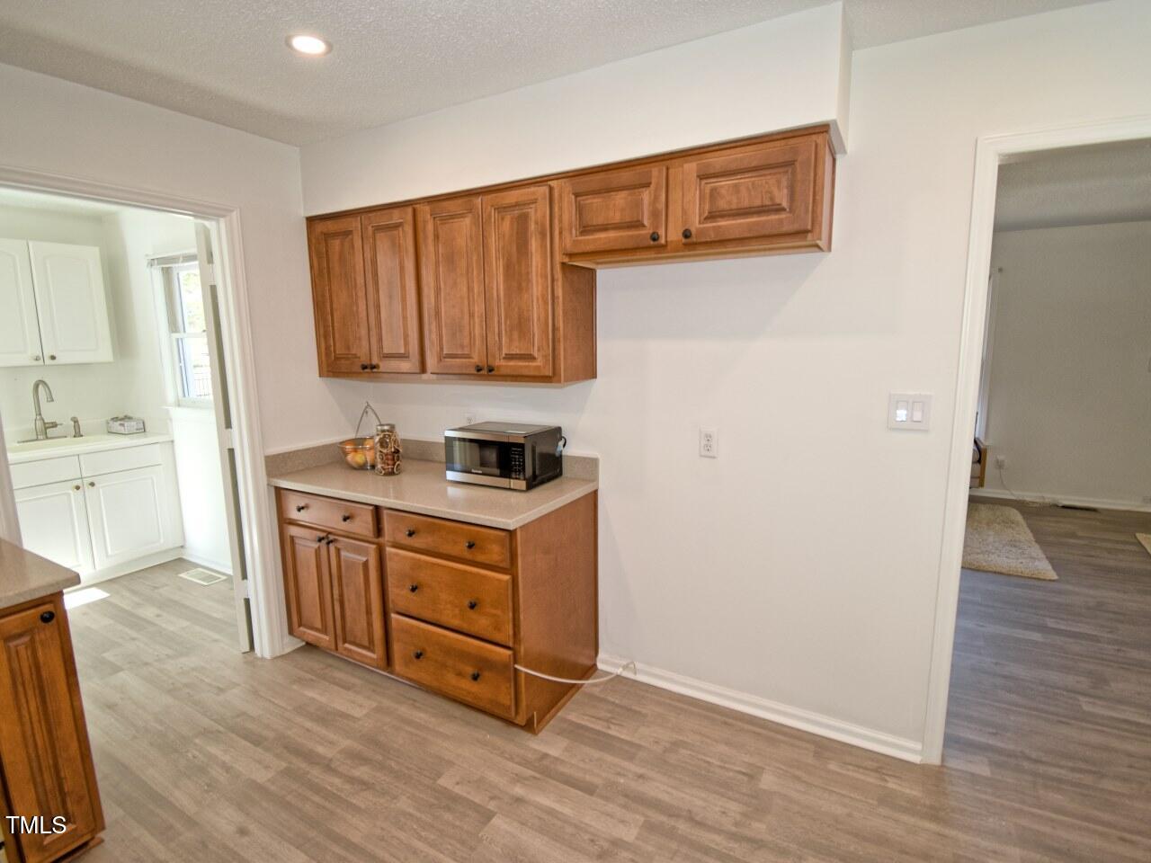 3217 Banks Road Property Photo 9