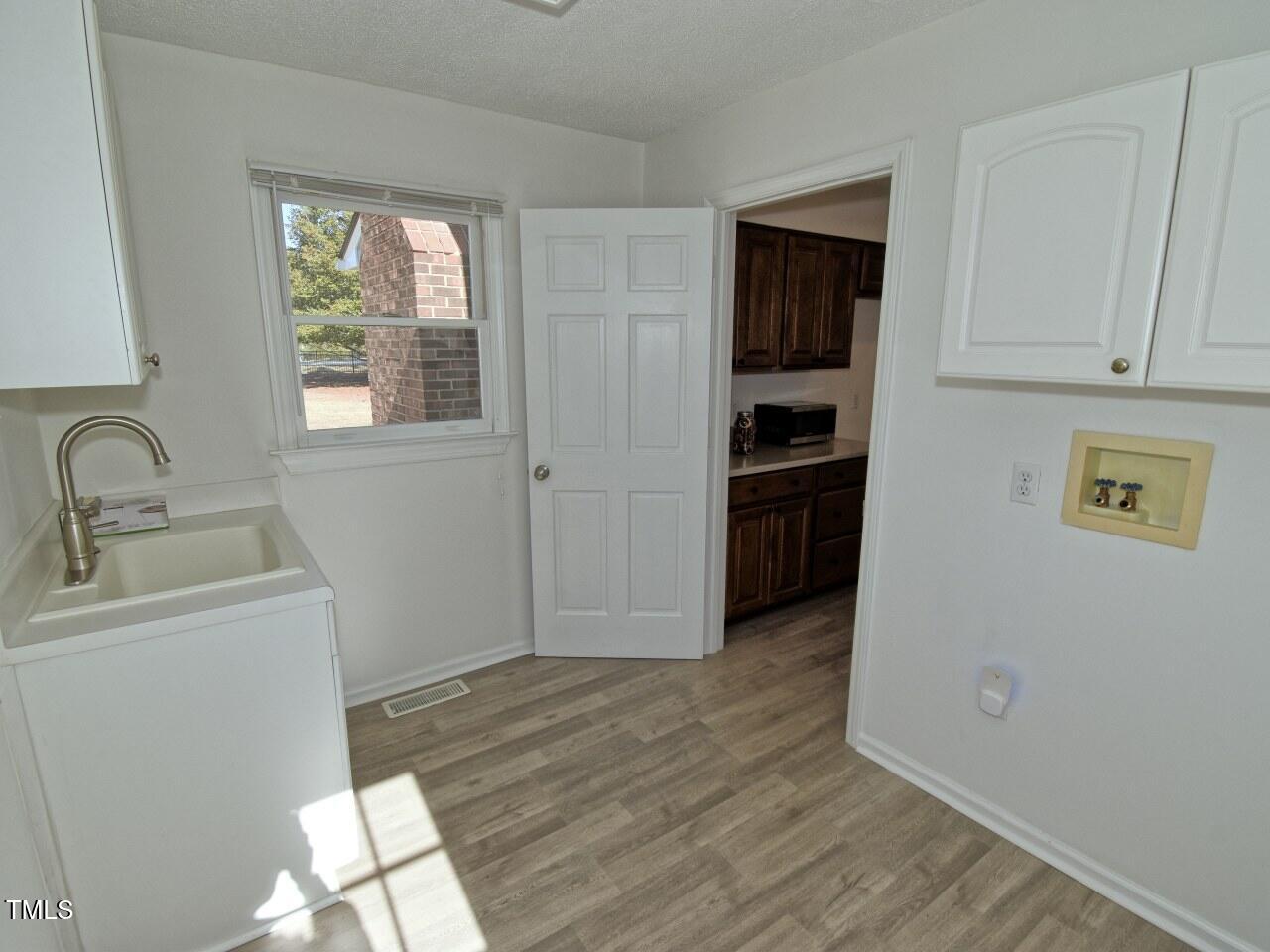 3217 Banks Road Property Photo 12