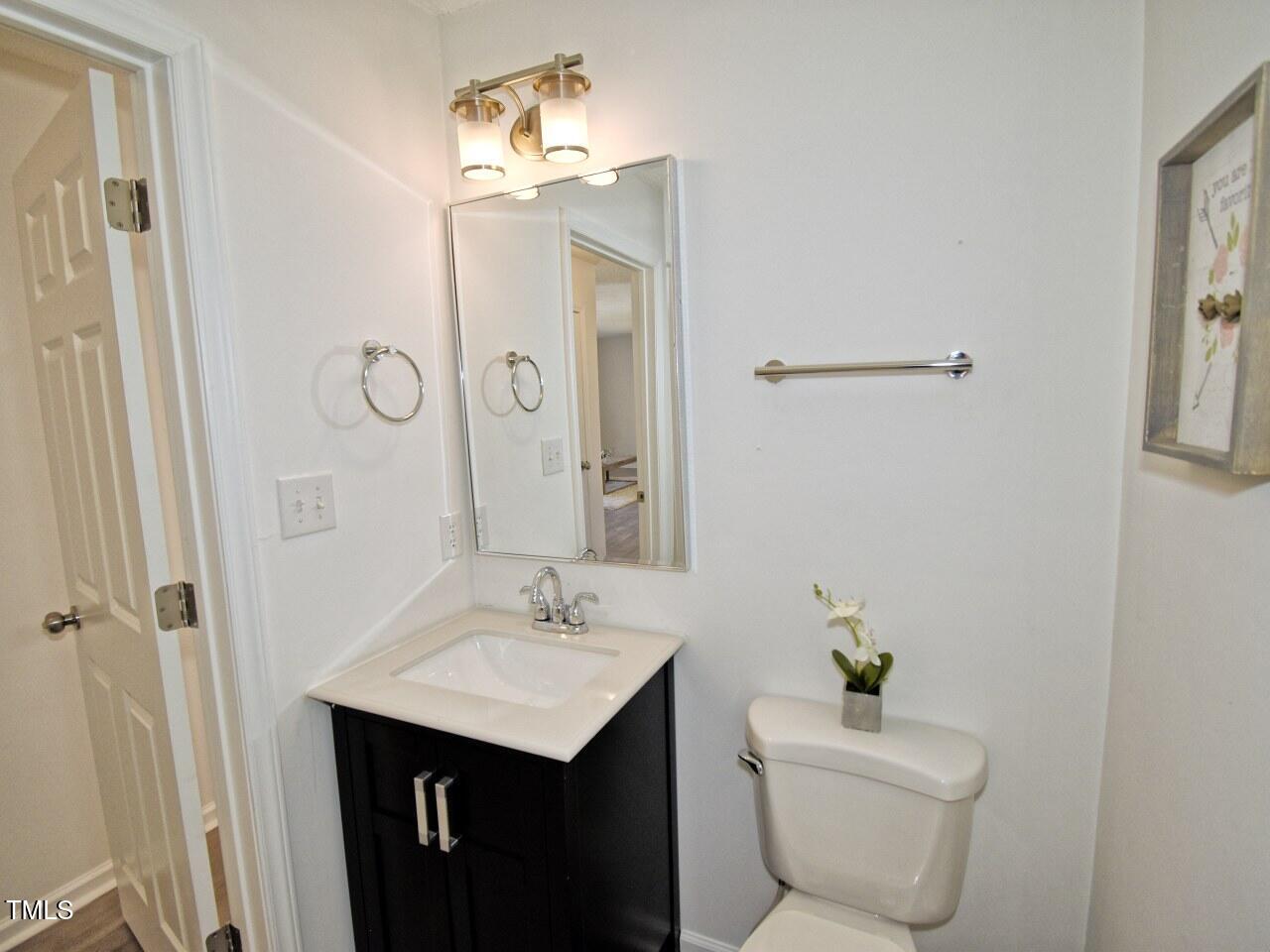 3217 Banks Road Property Photo 14
