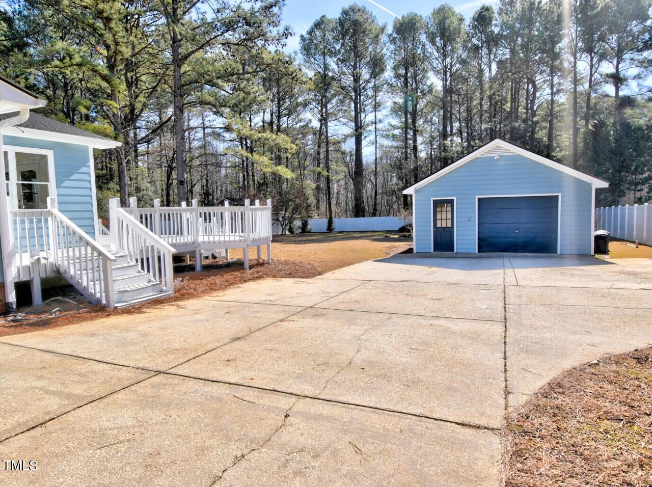 3217 Banks Road Property Photo 20