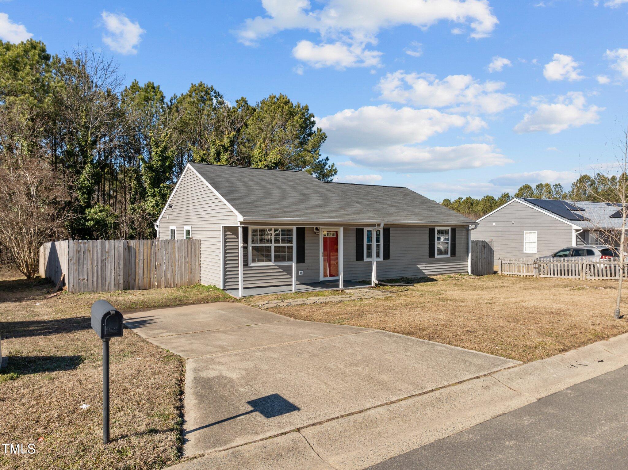 4104 Ludgate Drive Property Photo 4