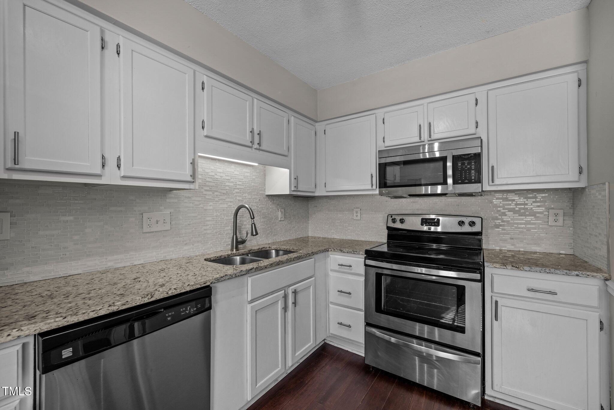 4104 Ludgate Drive Property Photo 8