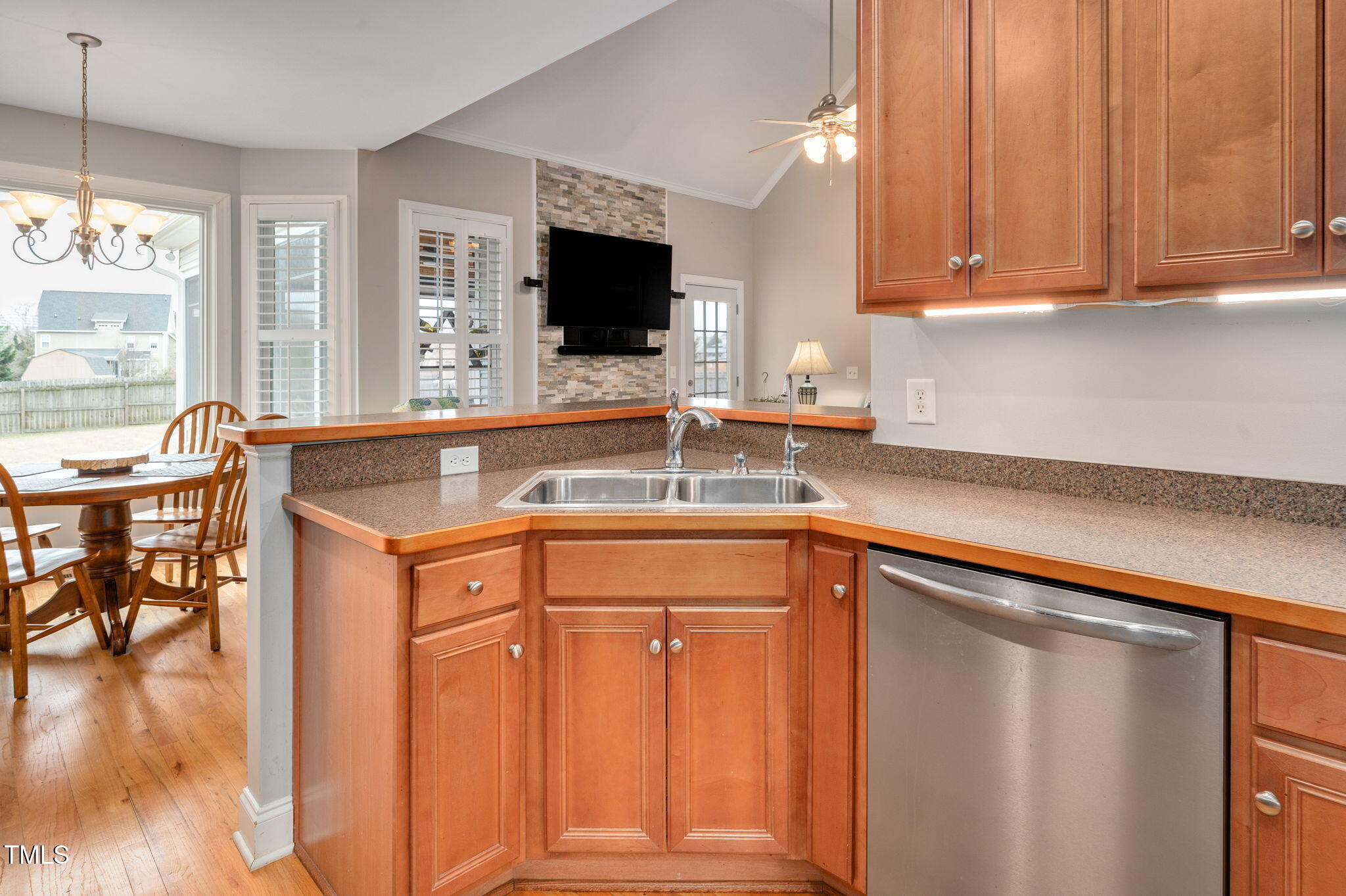 1704 Little Drake Avenue Property Photo 8