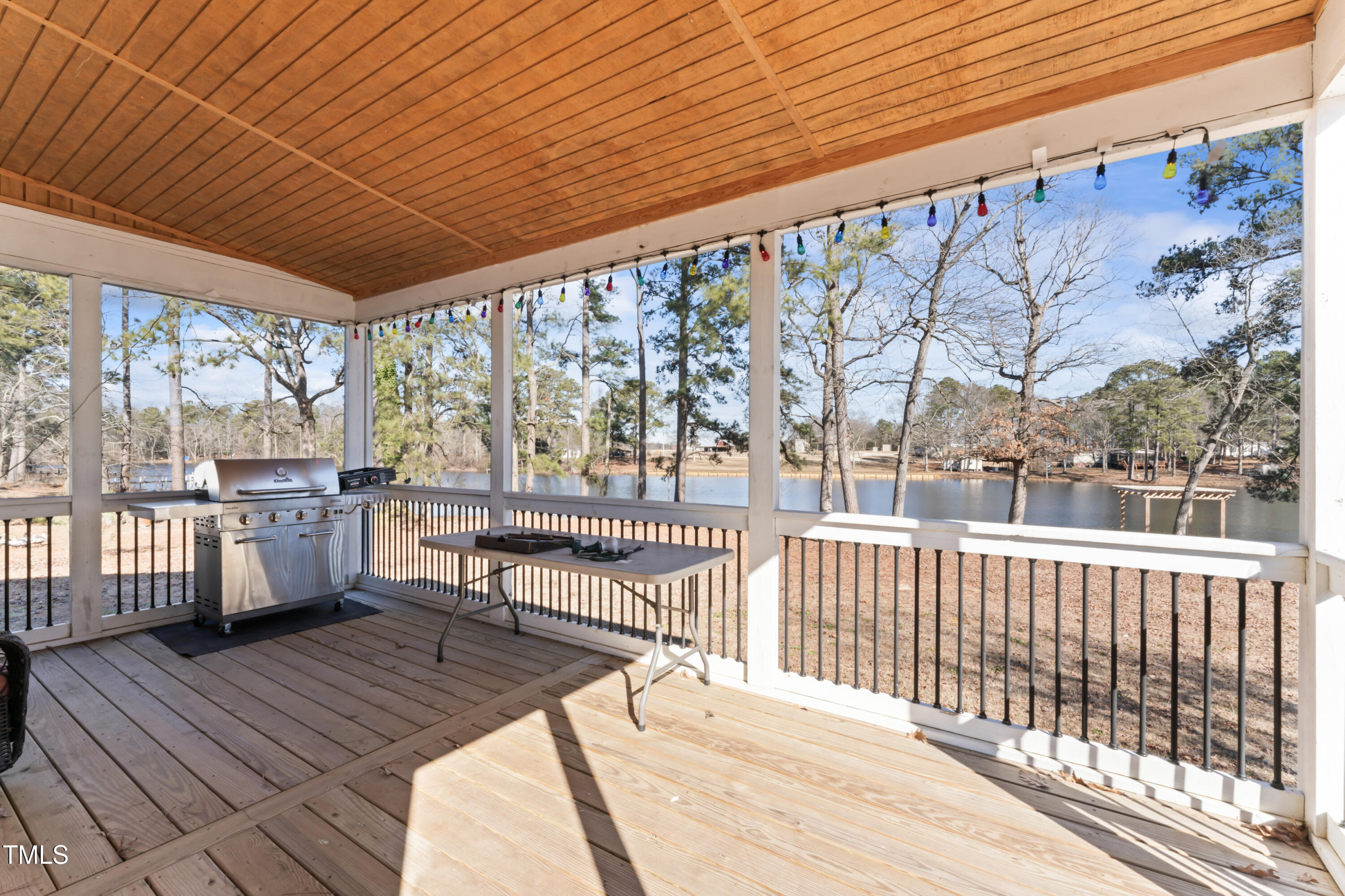 989 Sampson Acres Drive Property Photo