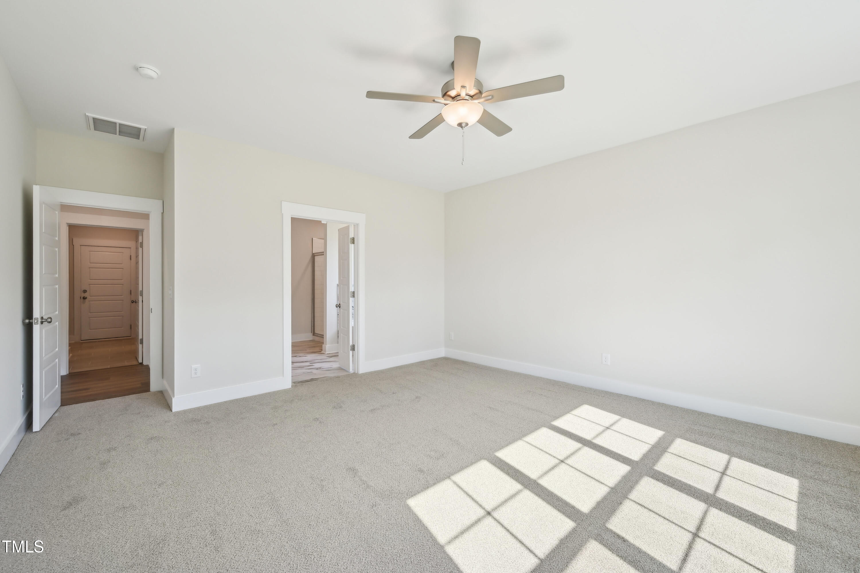 35 Hewitt Wds Drive Property Photo 22