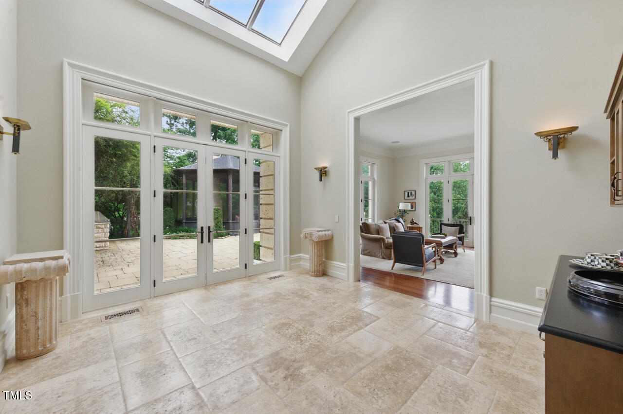 32602 Archdale Property Photo 17