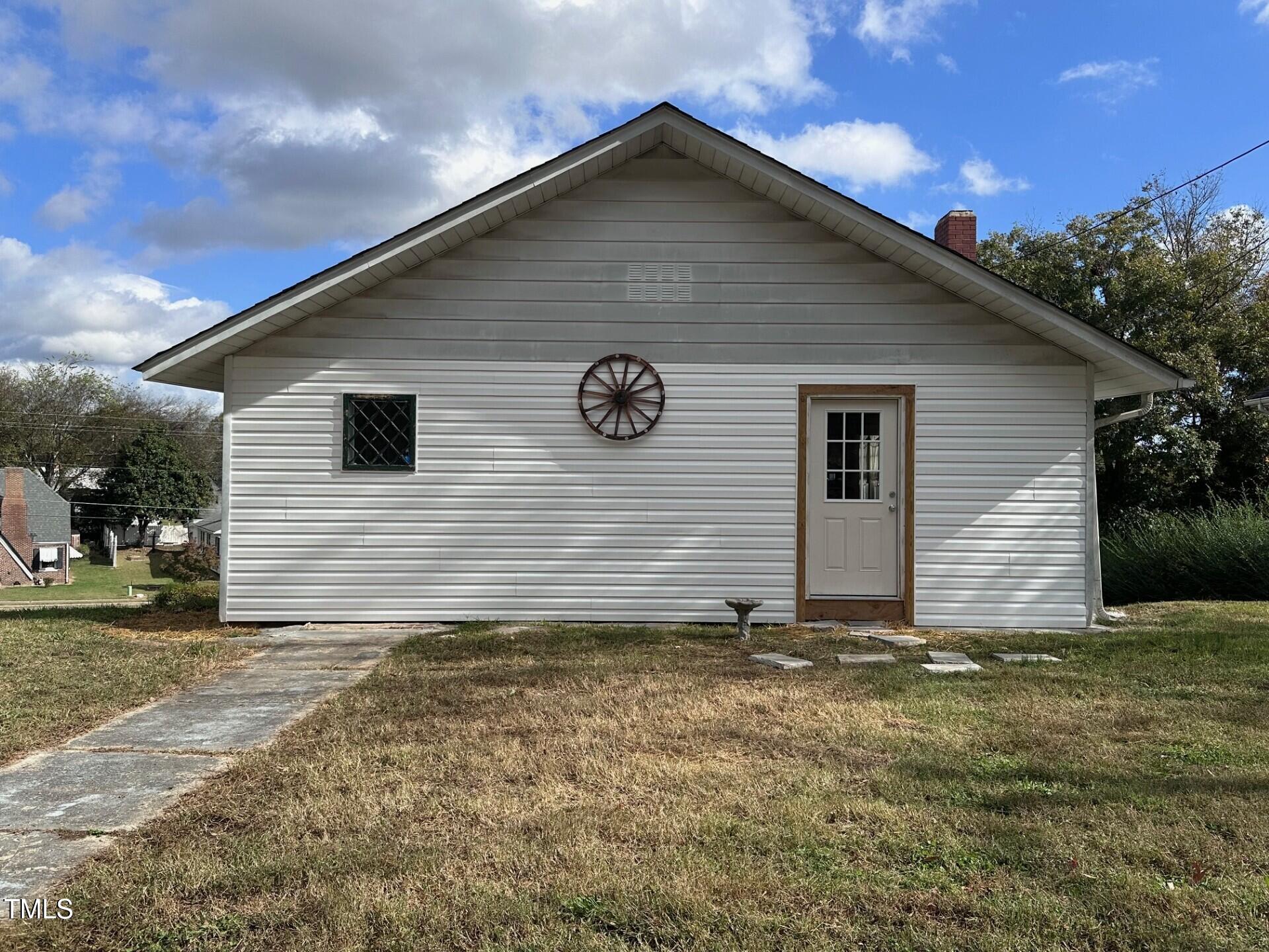 180 Hooper Avenue Property Photo