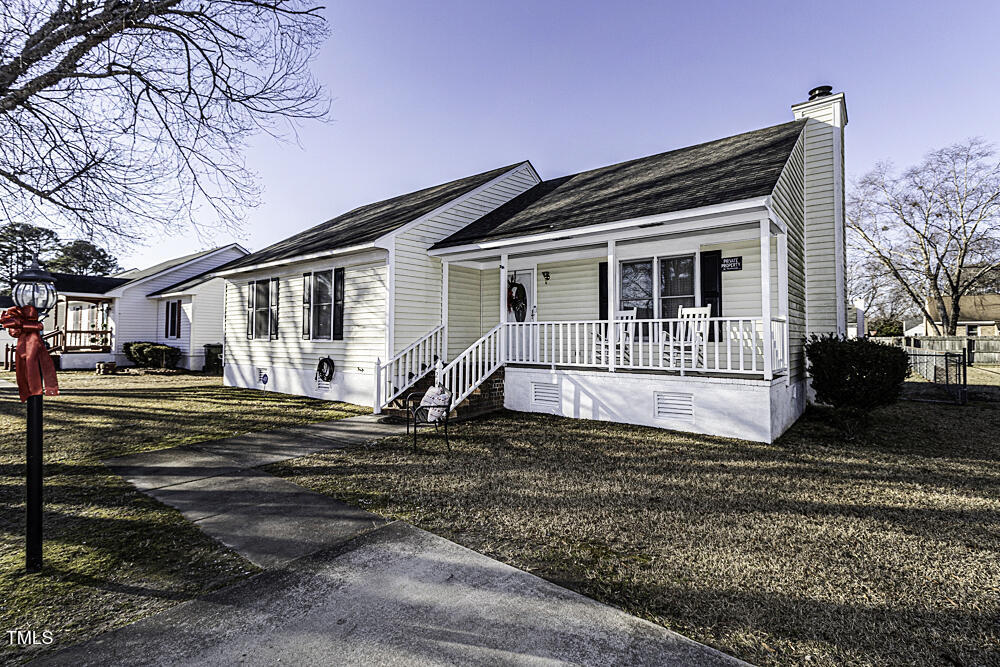 2410 Trull Street Sw Property Photo 3