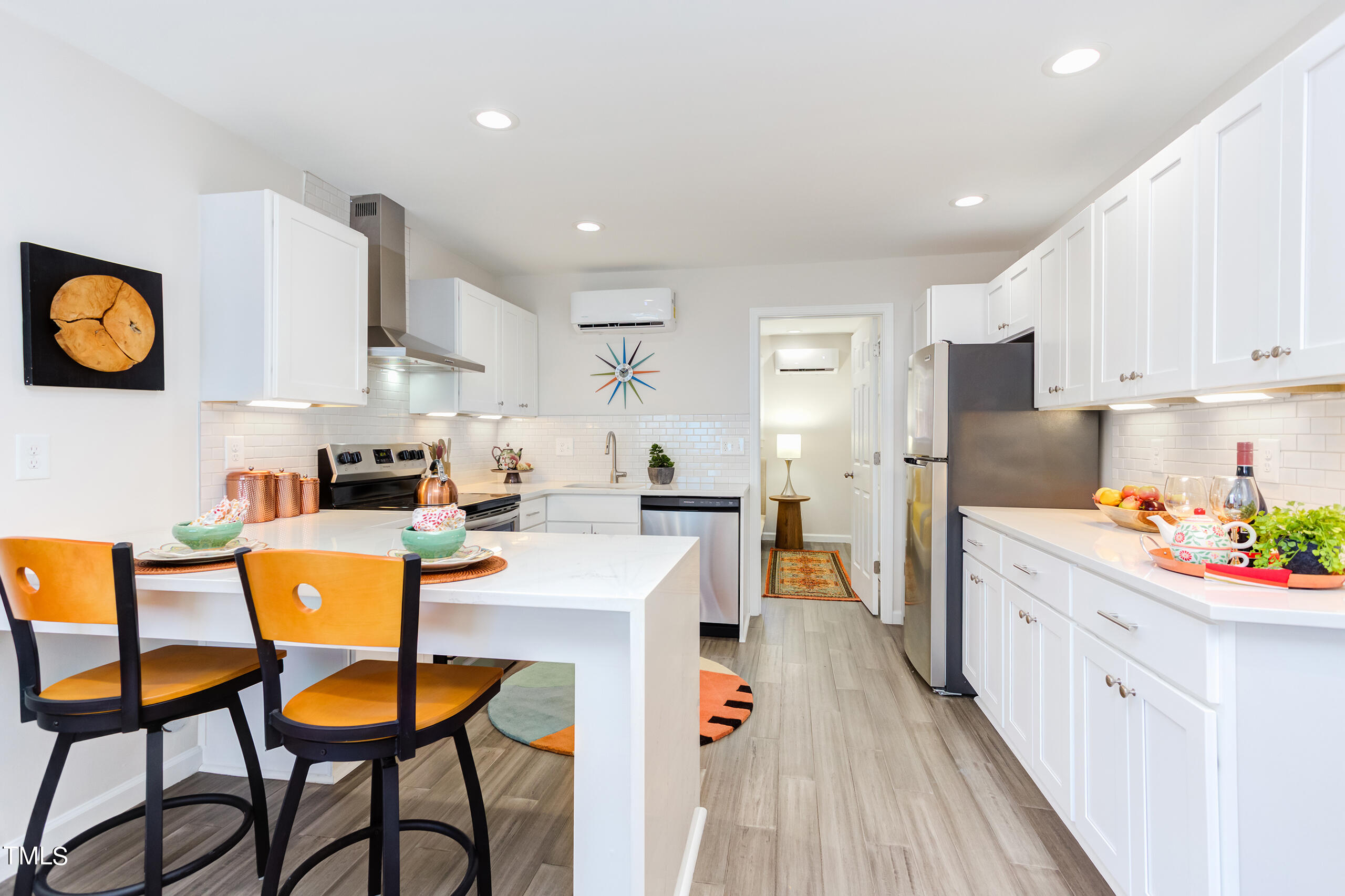 1309 Hudson Avenue # D11 Property Photo 8