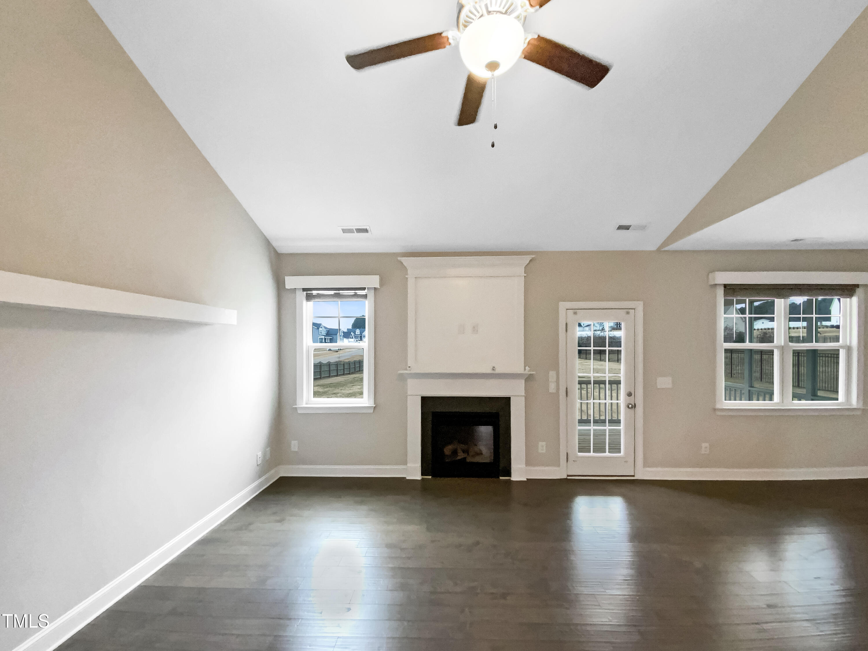 55 Oxer Drive Property Photo 3