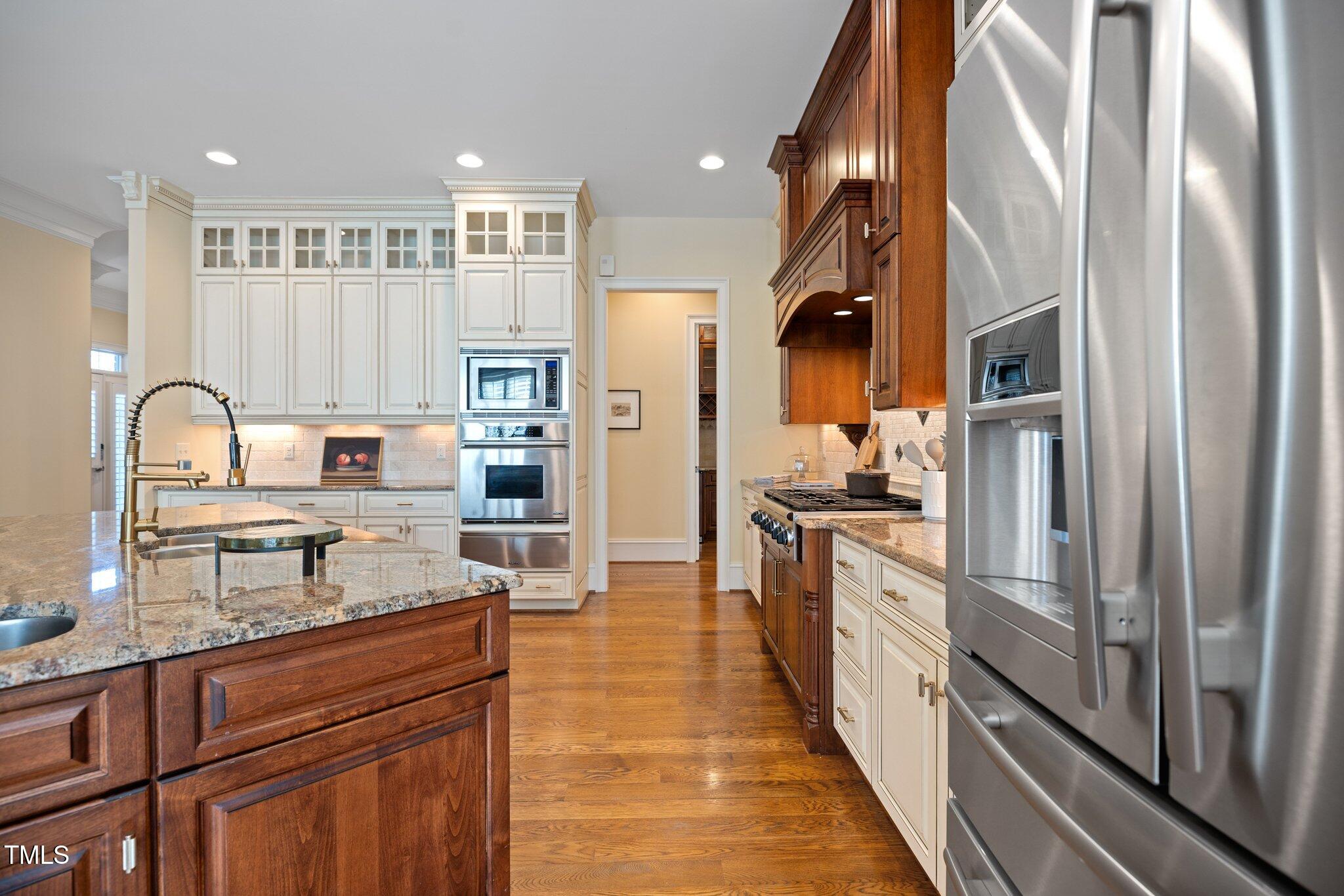 101 Bonica Creek Drive Property Photo 32