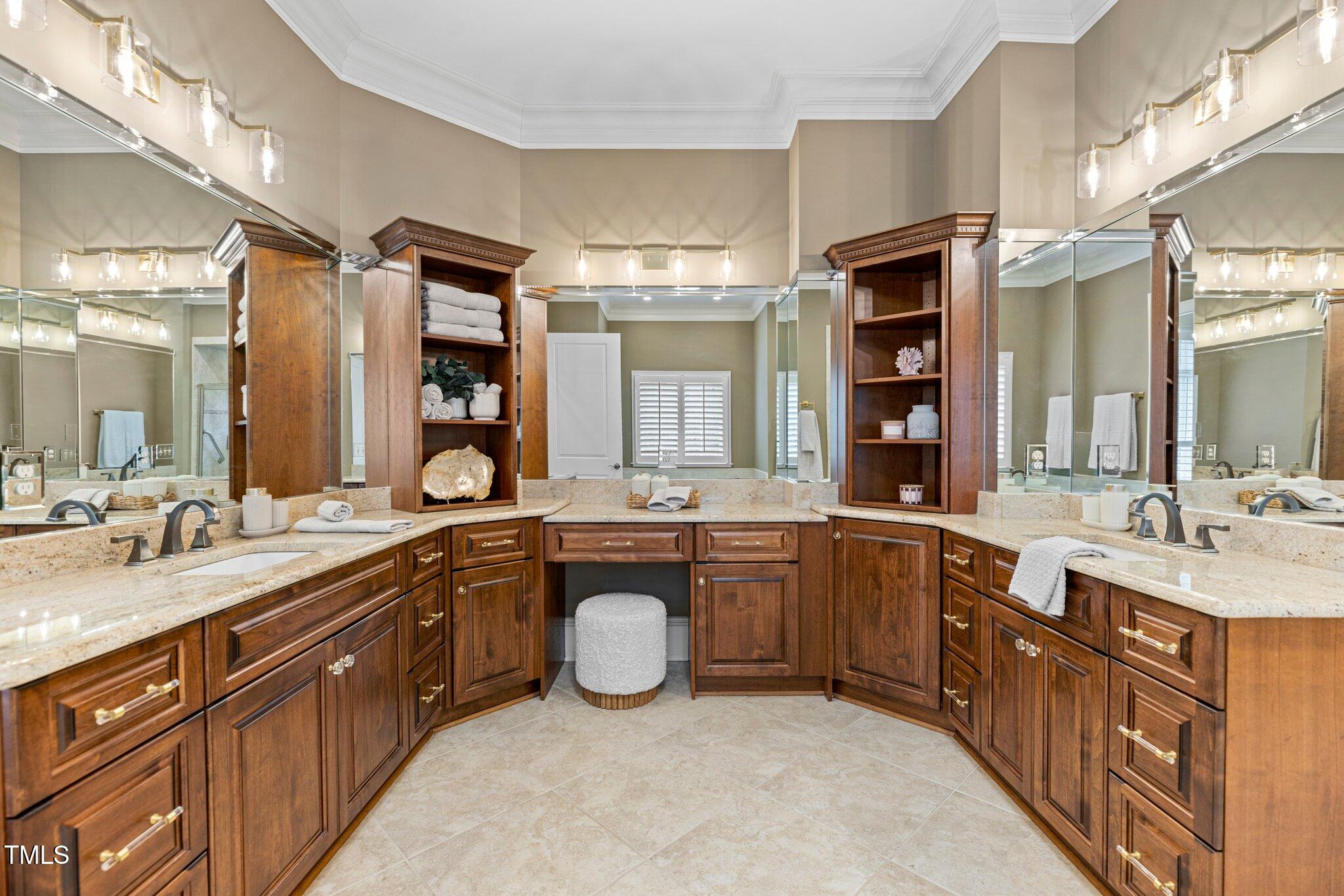 101 Bonica Creek Drive Property Photo 43
