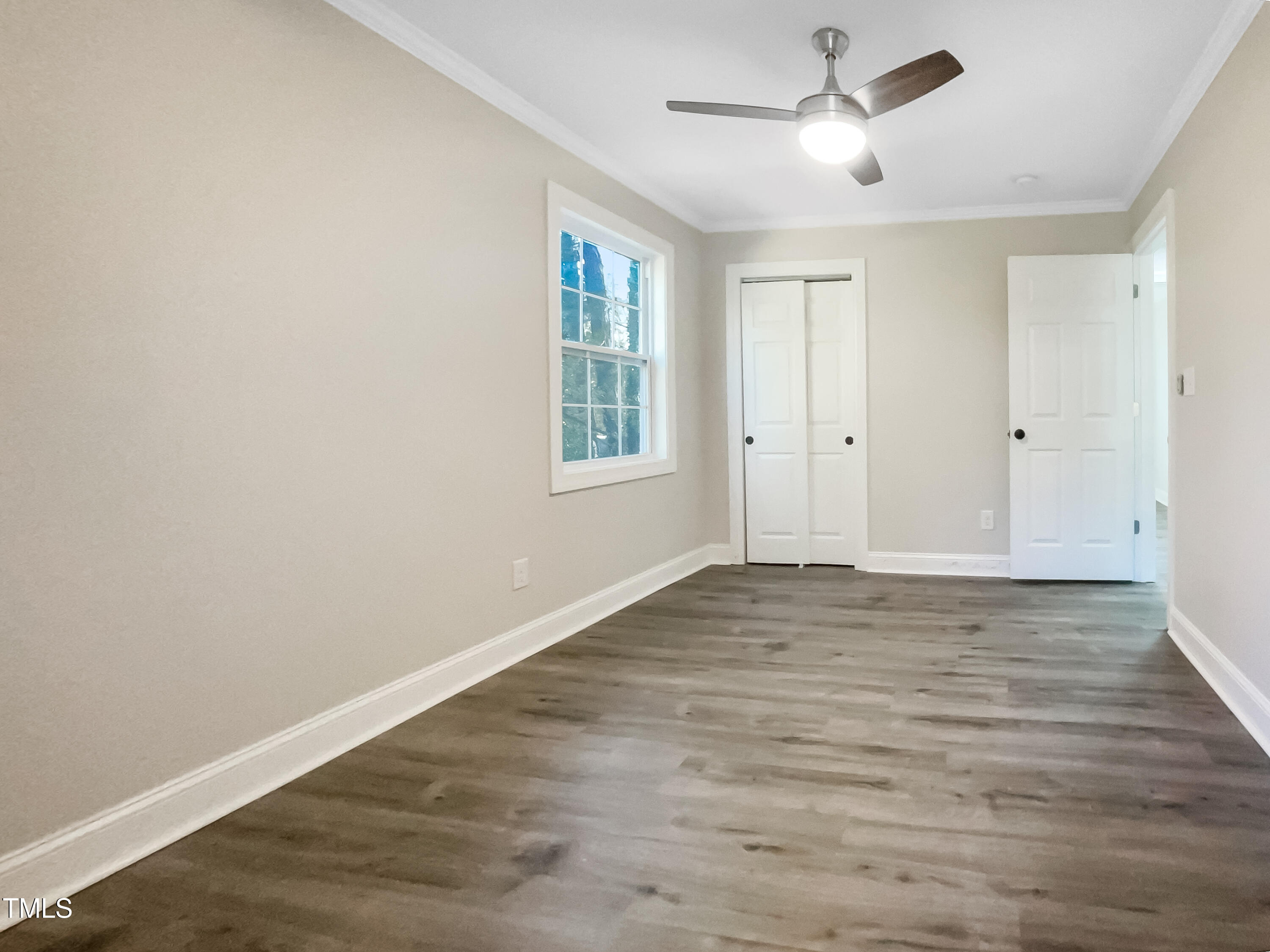 6307 Tryon Road Property Photo 5
