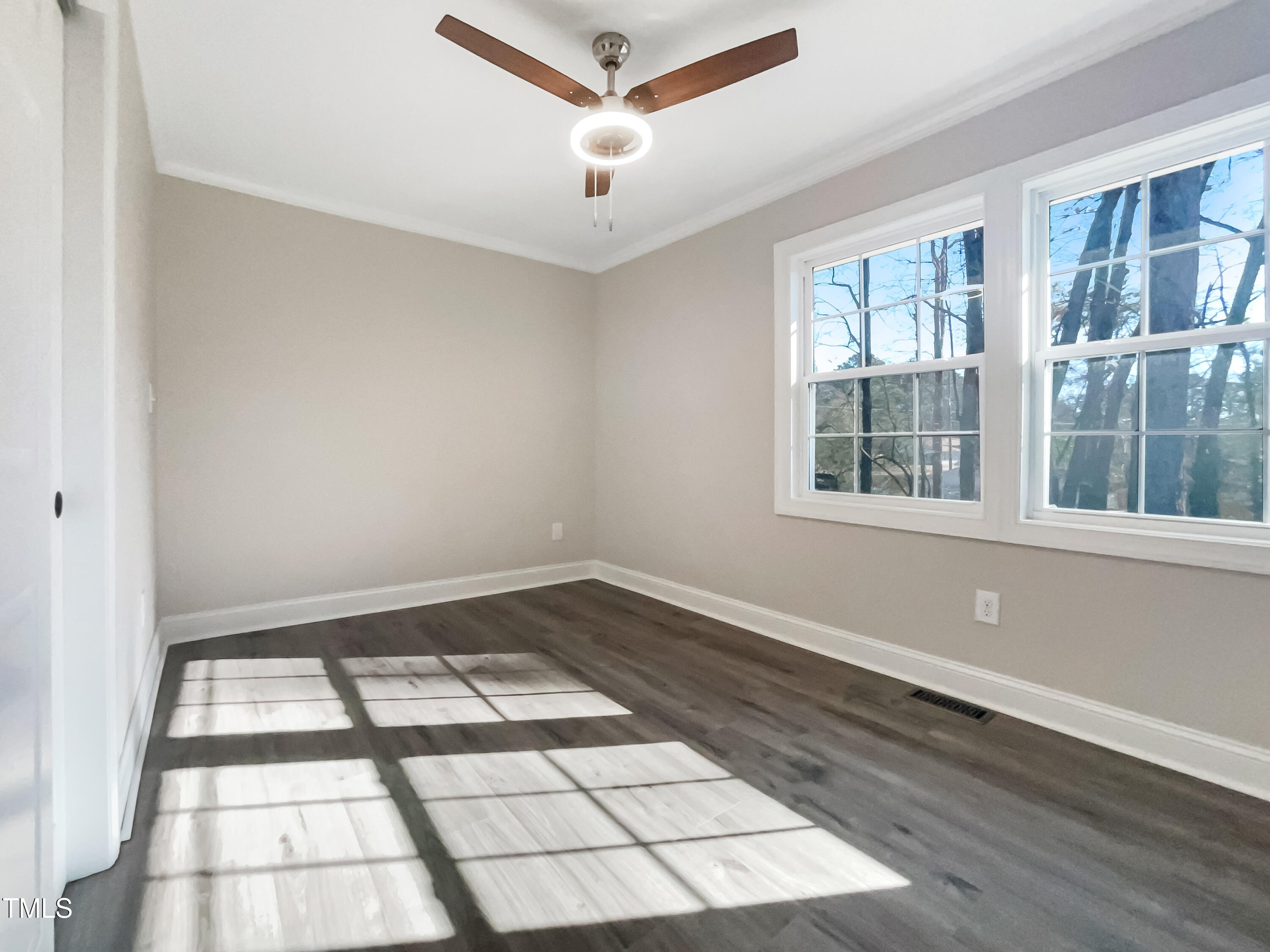 6307 Tryon Road Property Photo 12