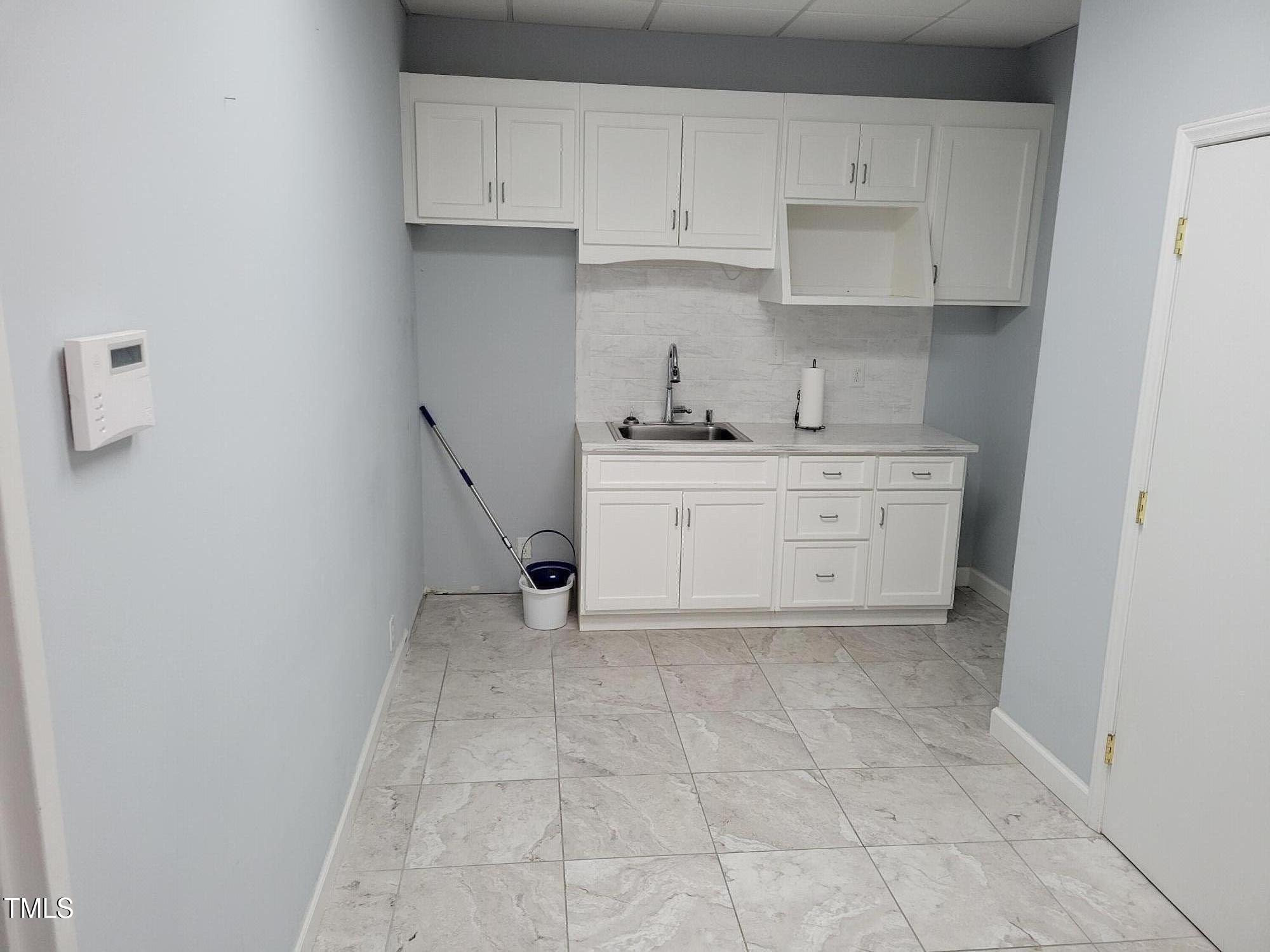 1709 S Brightleaf Boulevard Property Photo 5