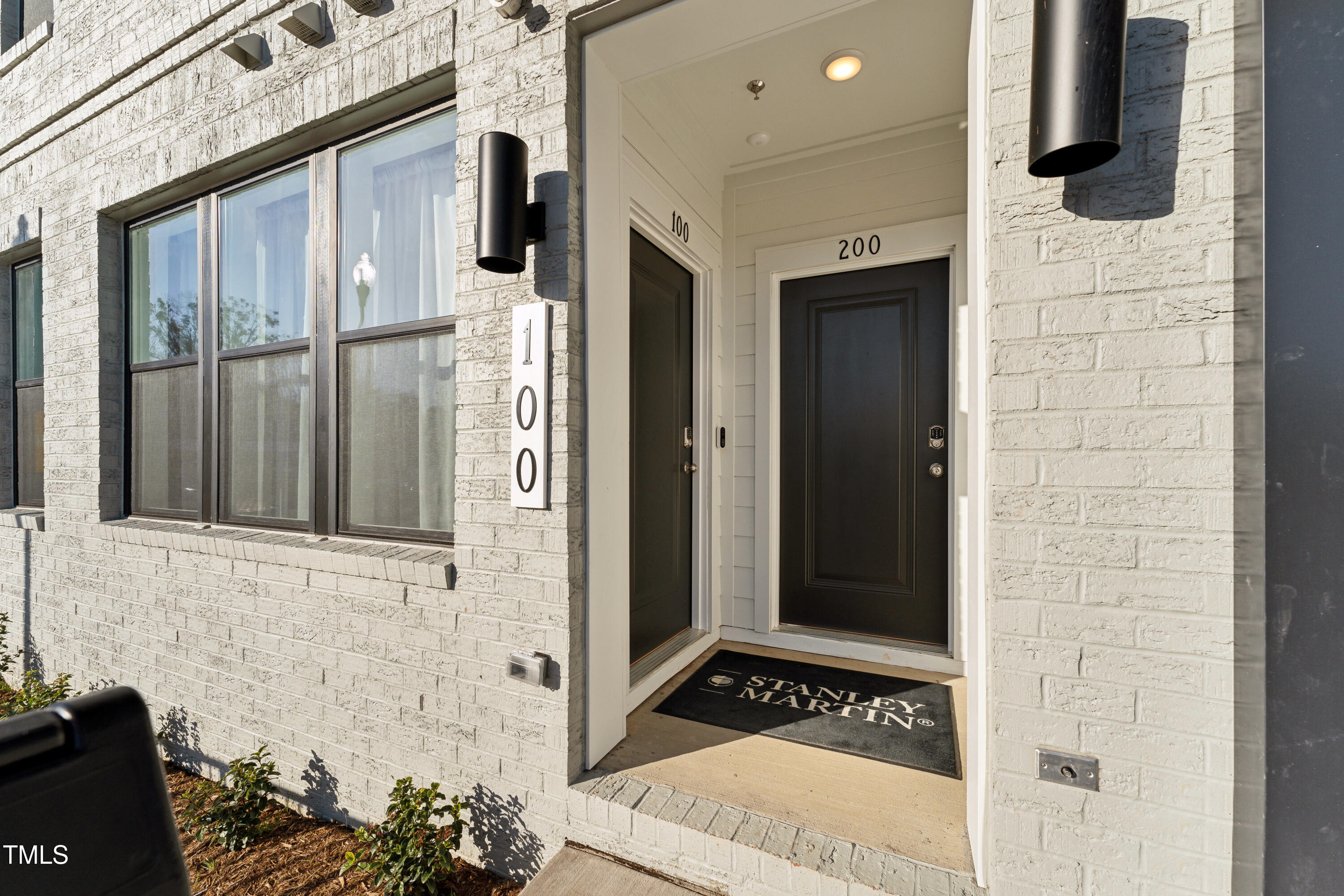 109 Ailey Brook Way # 100 Property Photo 2