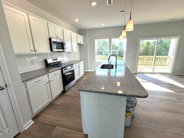 25 Calabria Court Property Photo 8