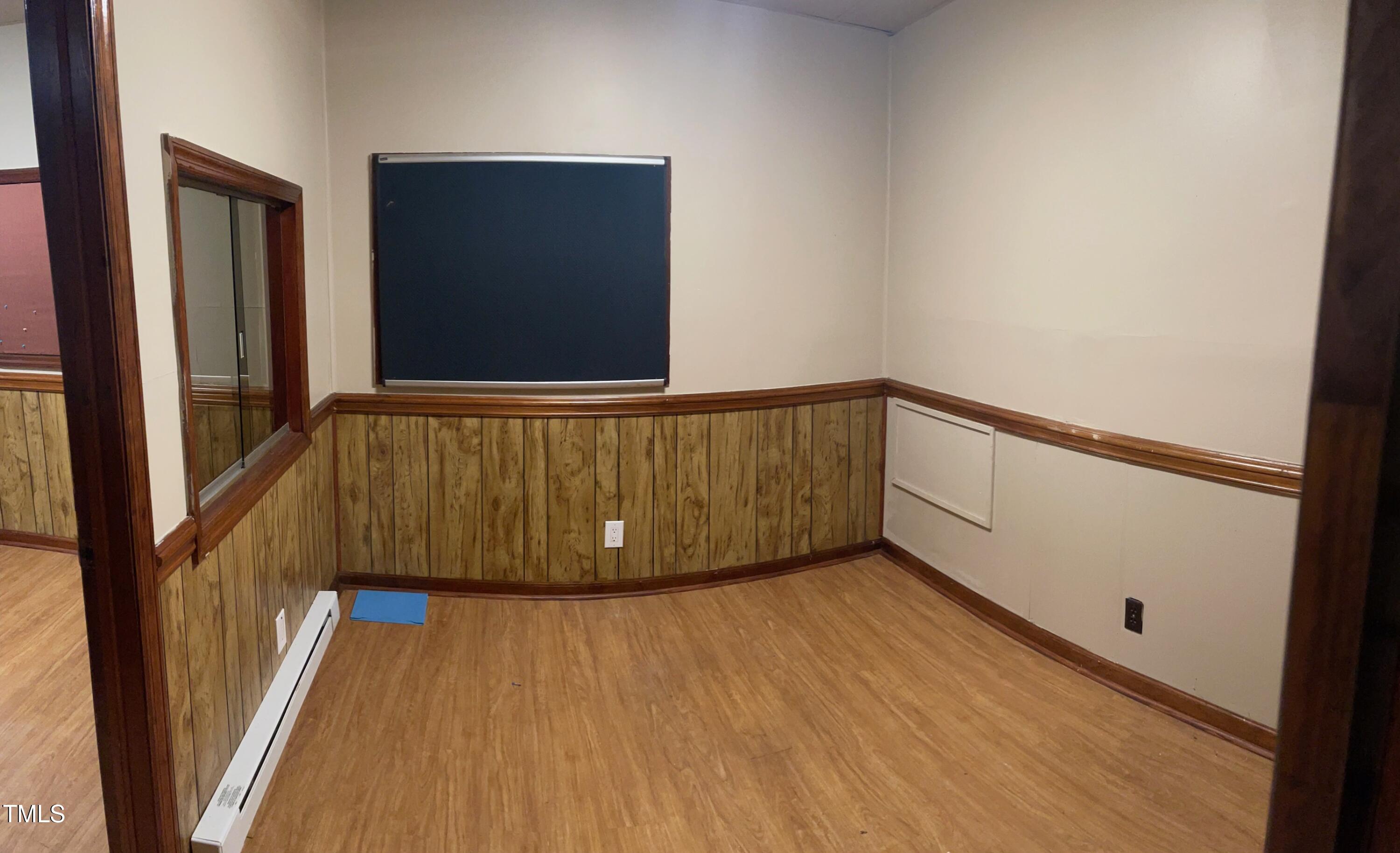 59 W Smithfield Street Property Photo 8