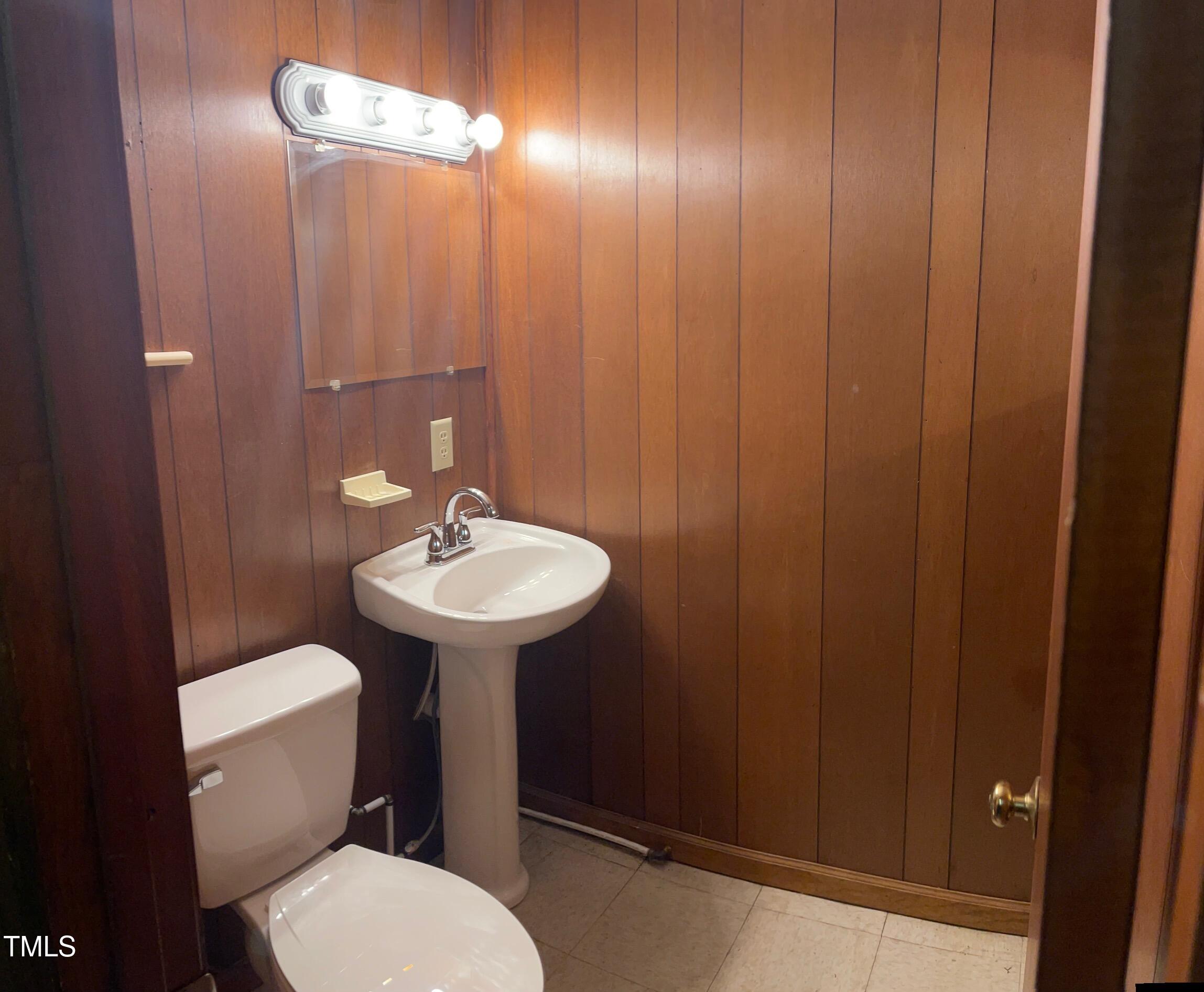 59 W Smithfield Street Property Photo 12