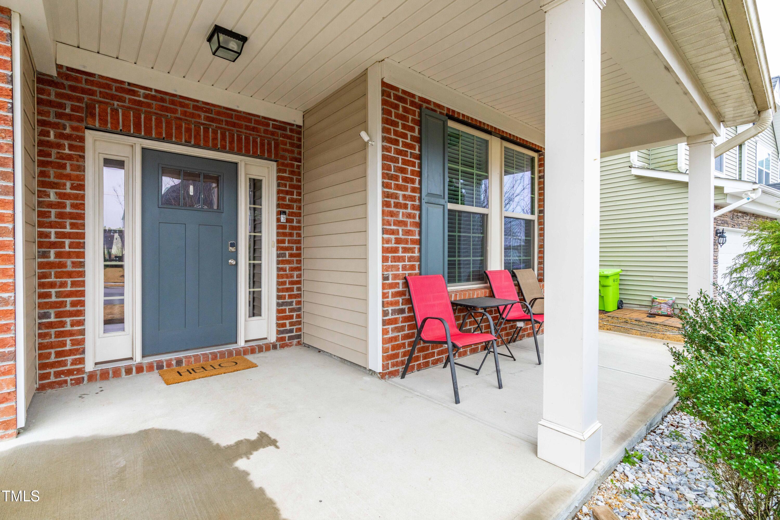 7584 Oakberry Drive Property Photo 3