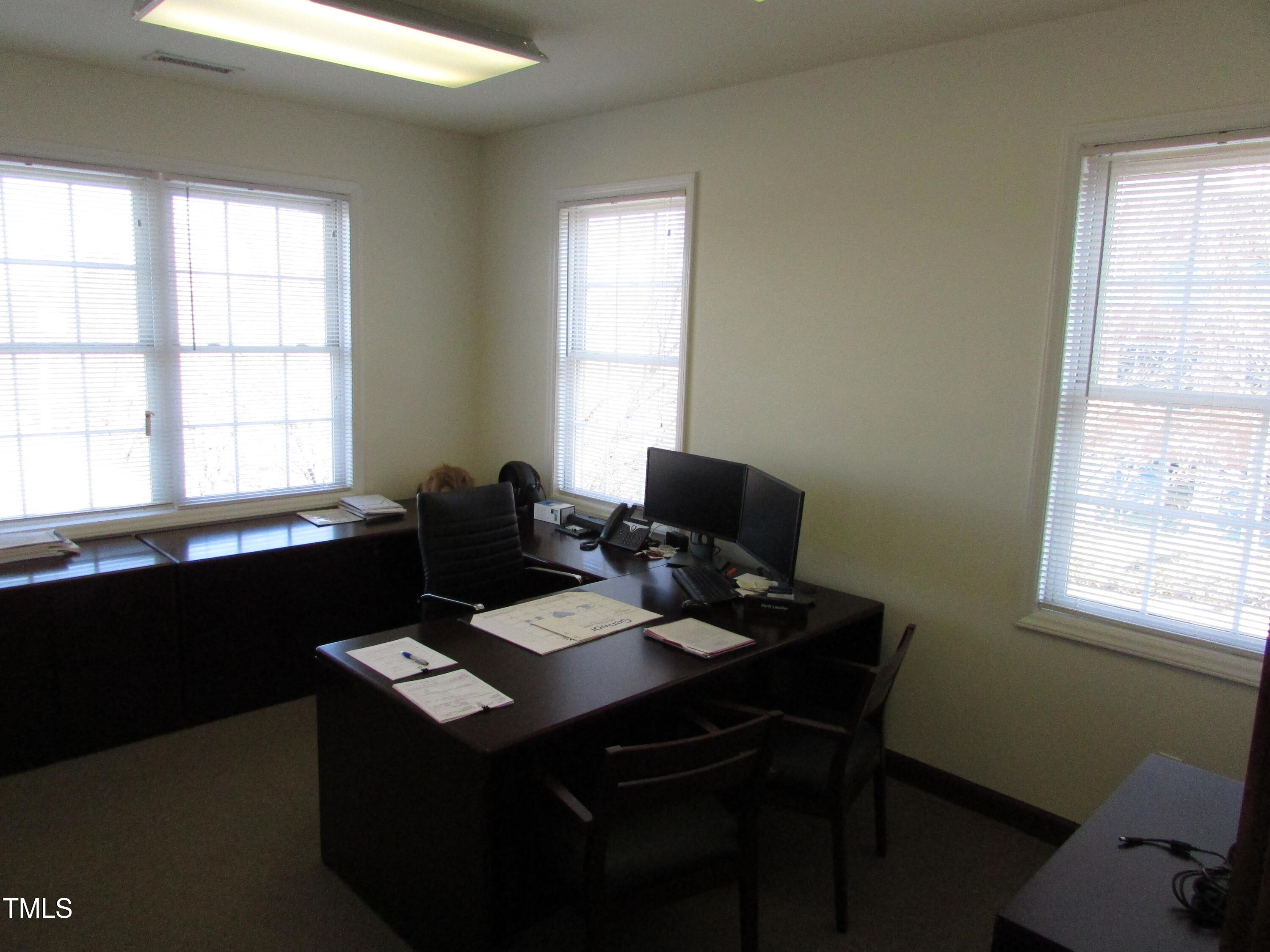 6 Consultant Place # 200 Property Photo 8