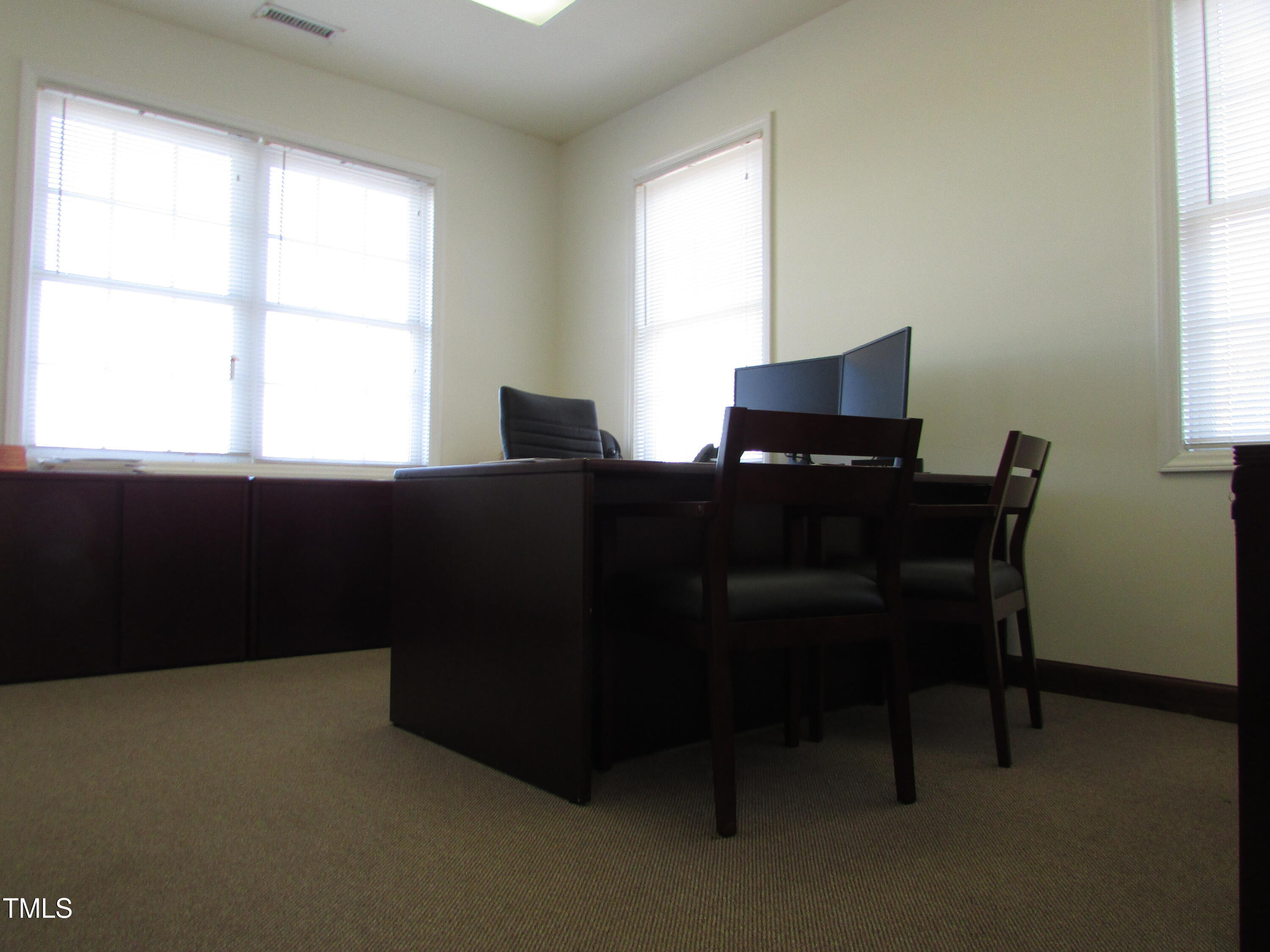 6 Consultant Place # 200 Property Photo 10