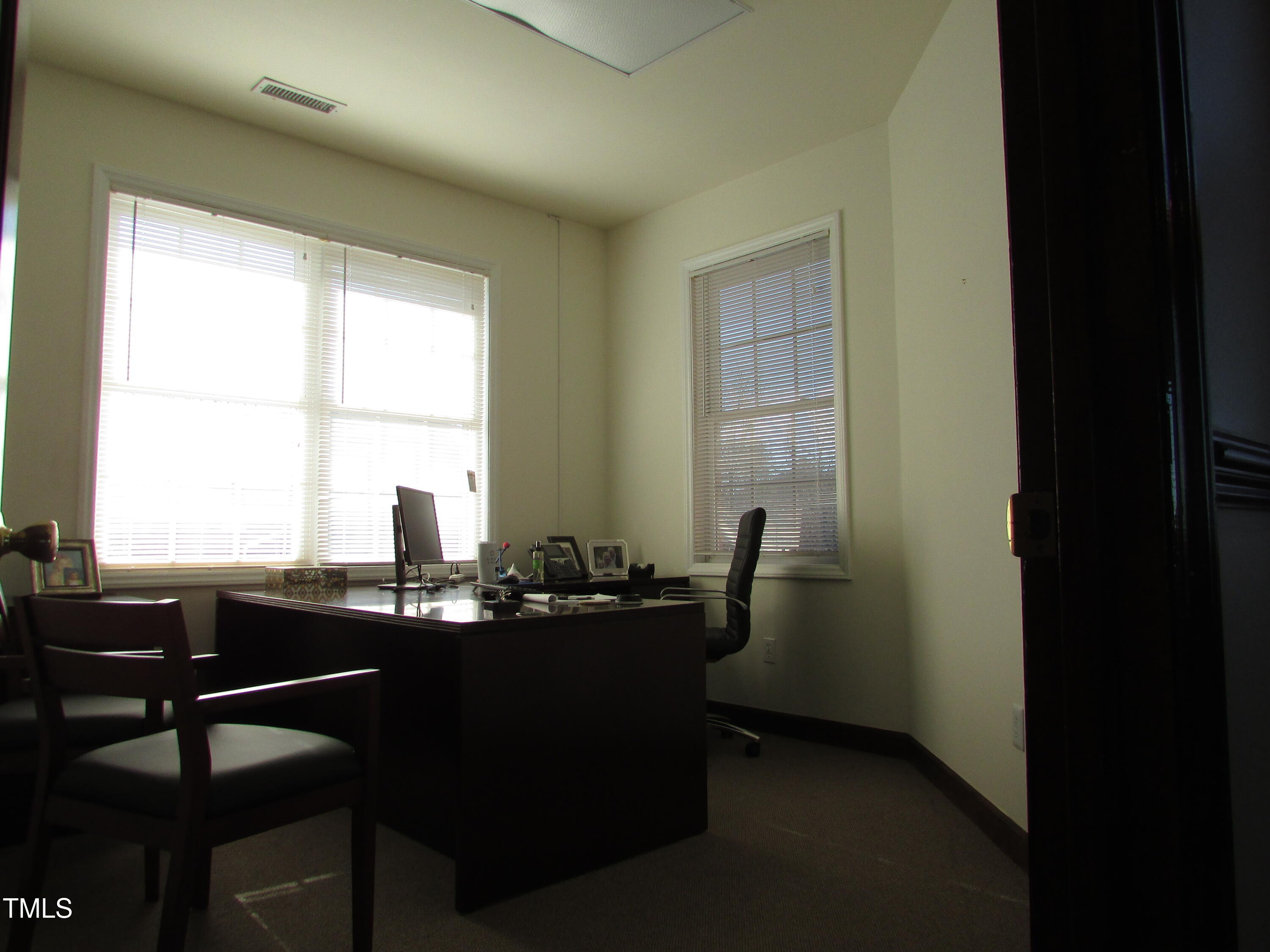 6 Consultant Place # 200 Property Photo 14