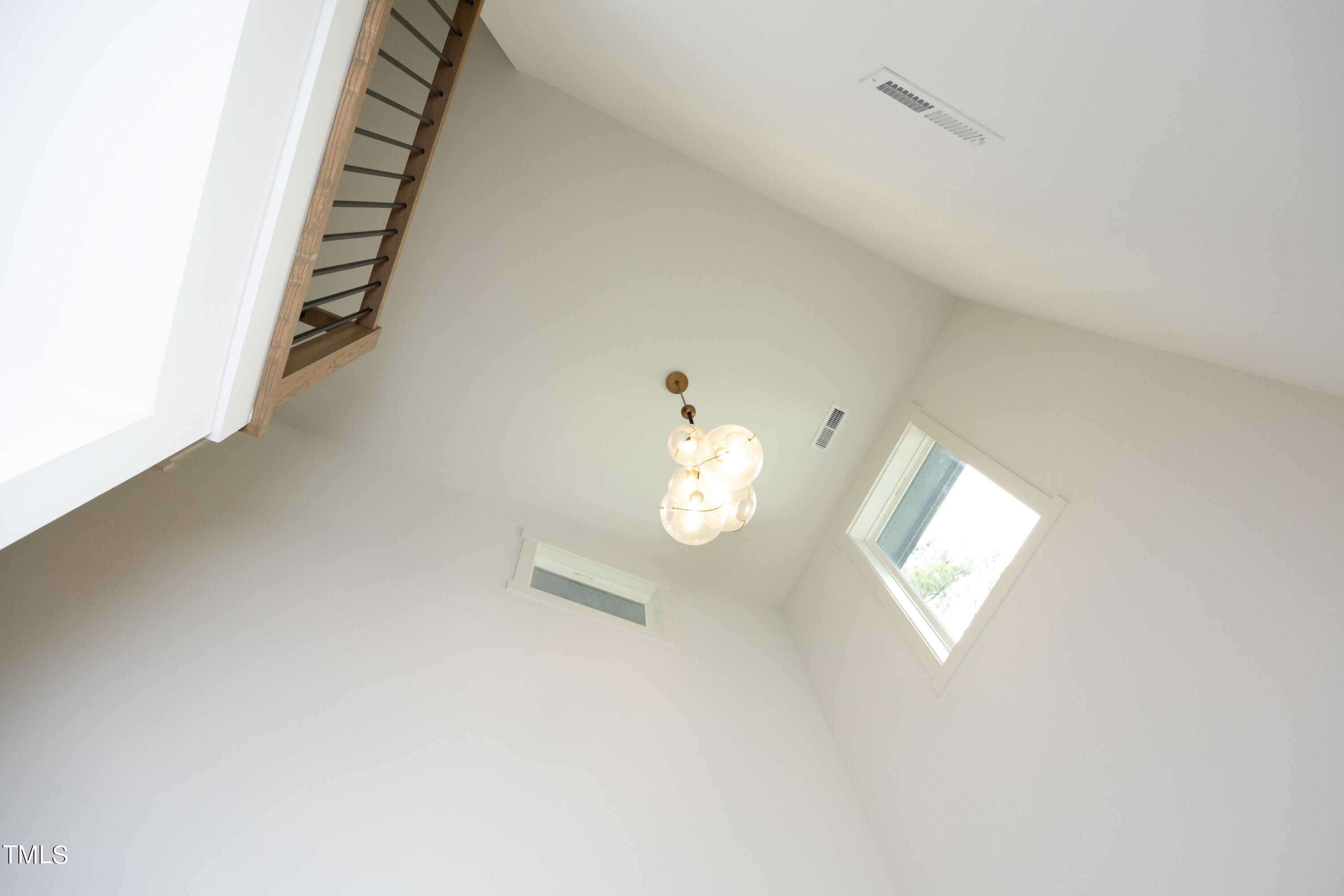 914 Ardmore Drive Property Photo 6