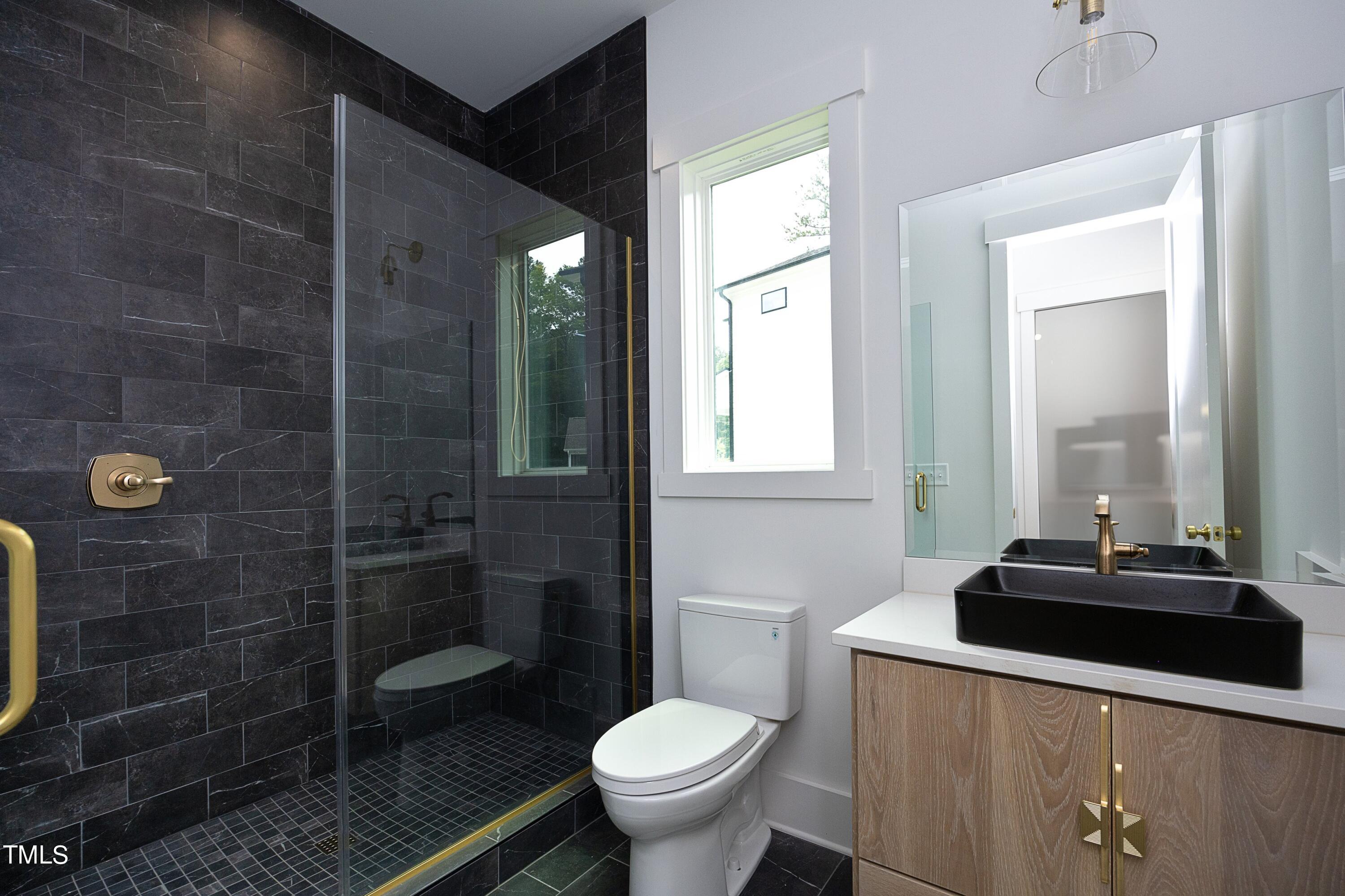 914 Ardmore Drive Property Photo 31