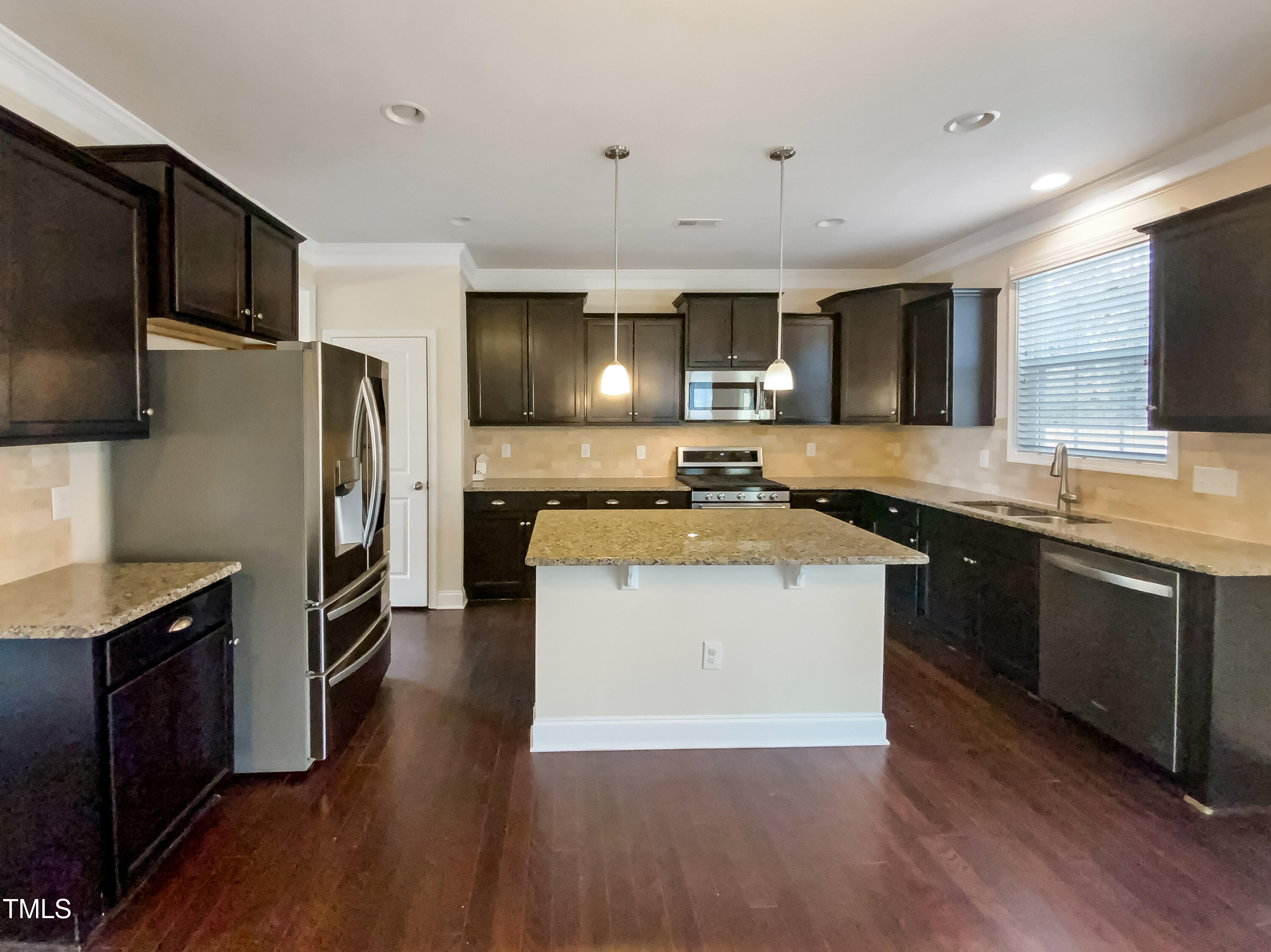 7434 Randshire Way Property Photo 6