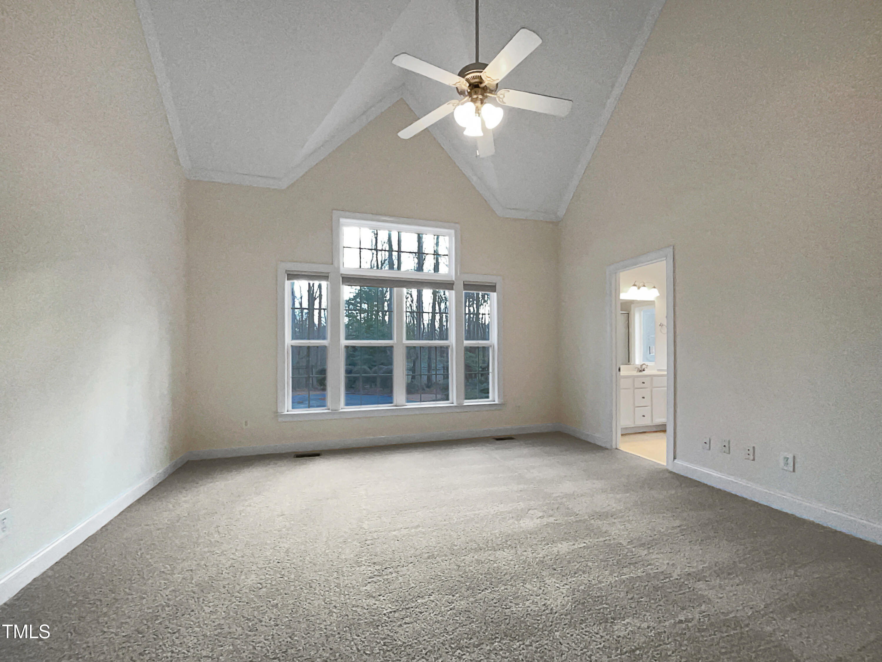 5621 Voorhees Lane Property Photo 11