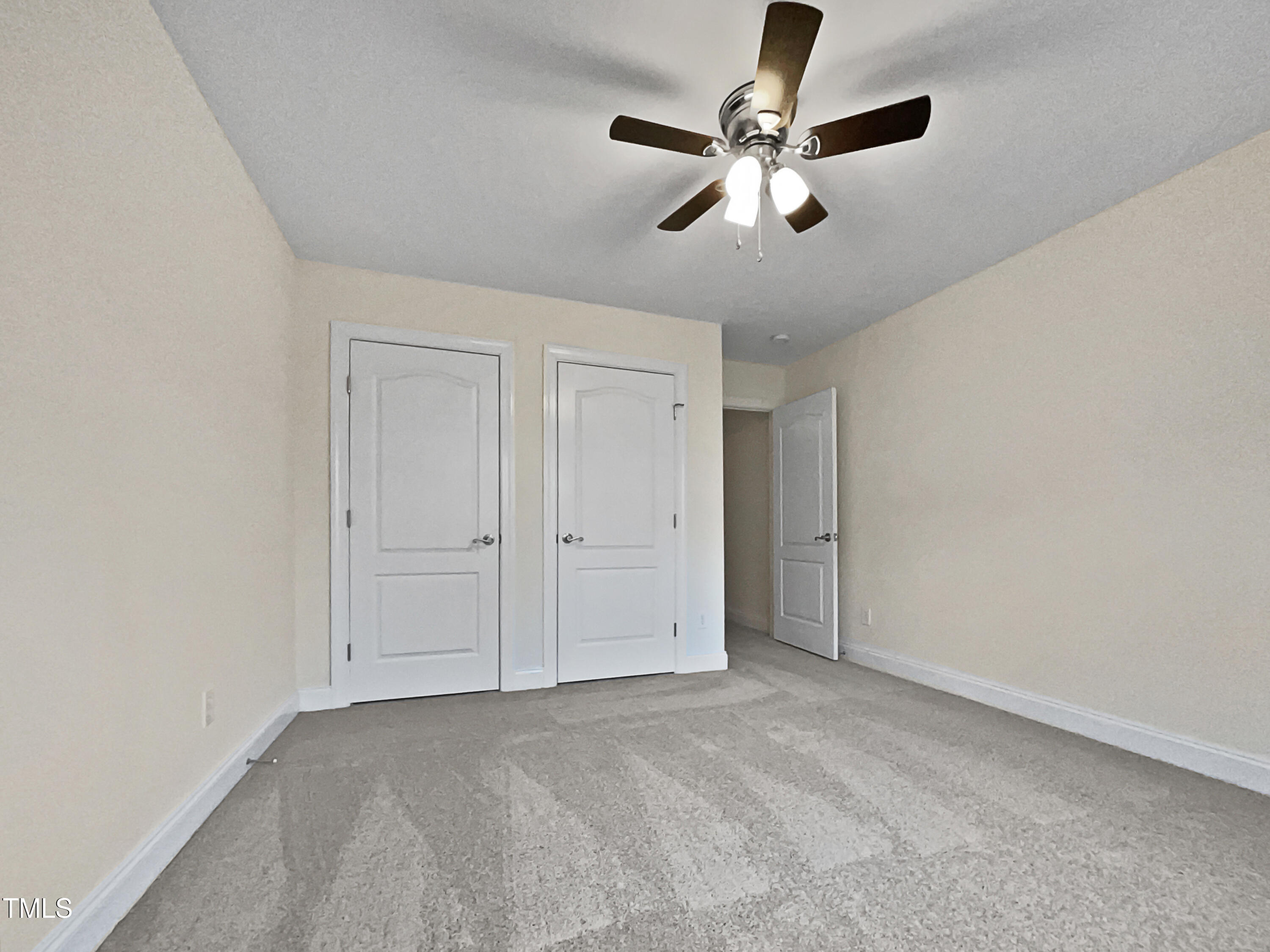 5621 Voorhees Lane Property Photo 14