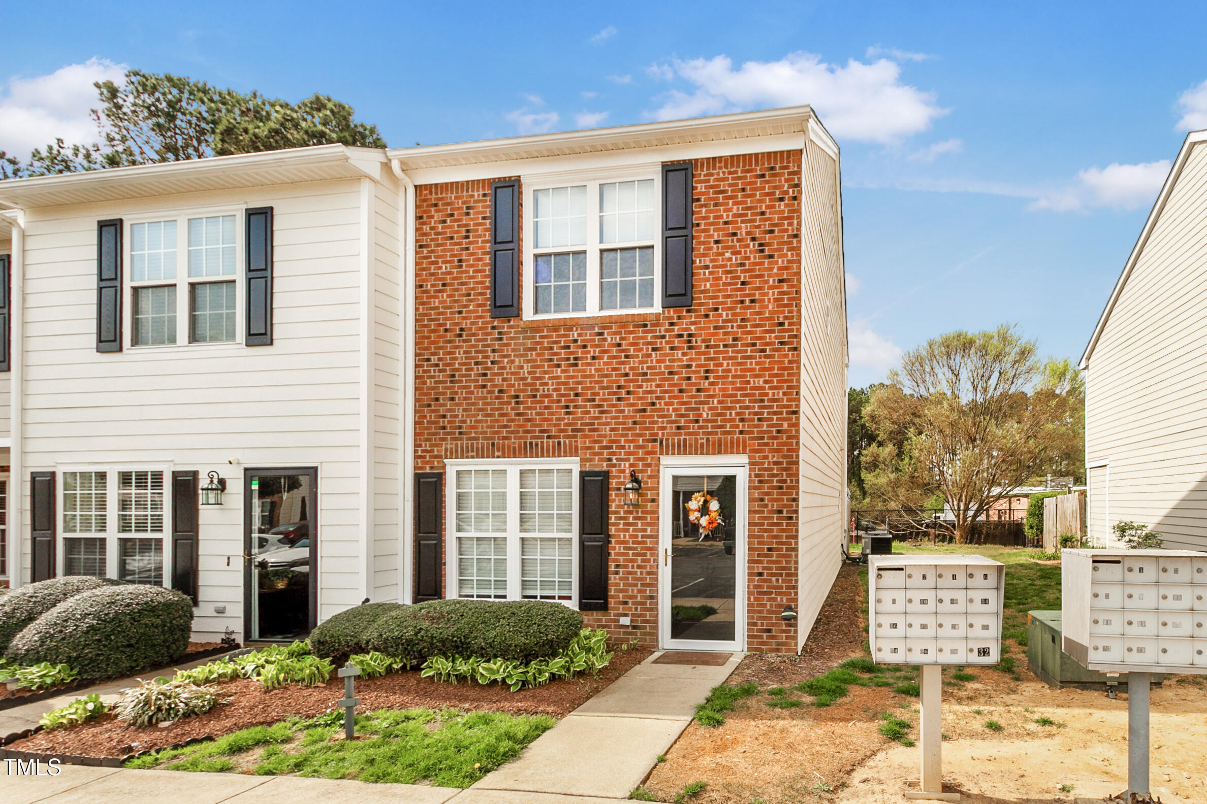 Barber Mill Townhomes Real Estate Listings Main Image