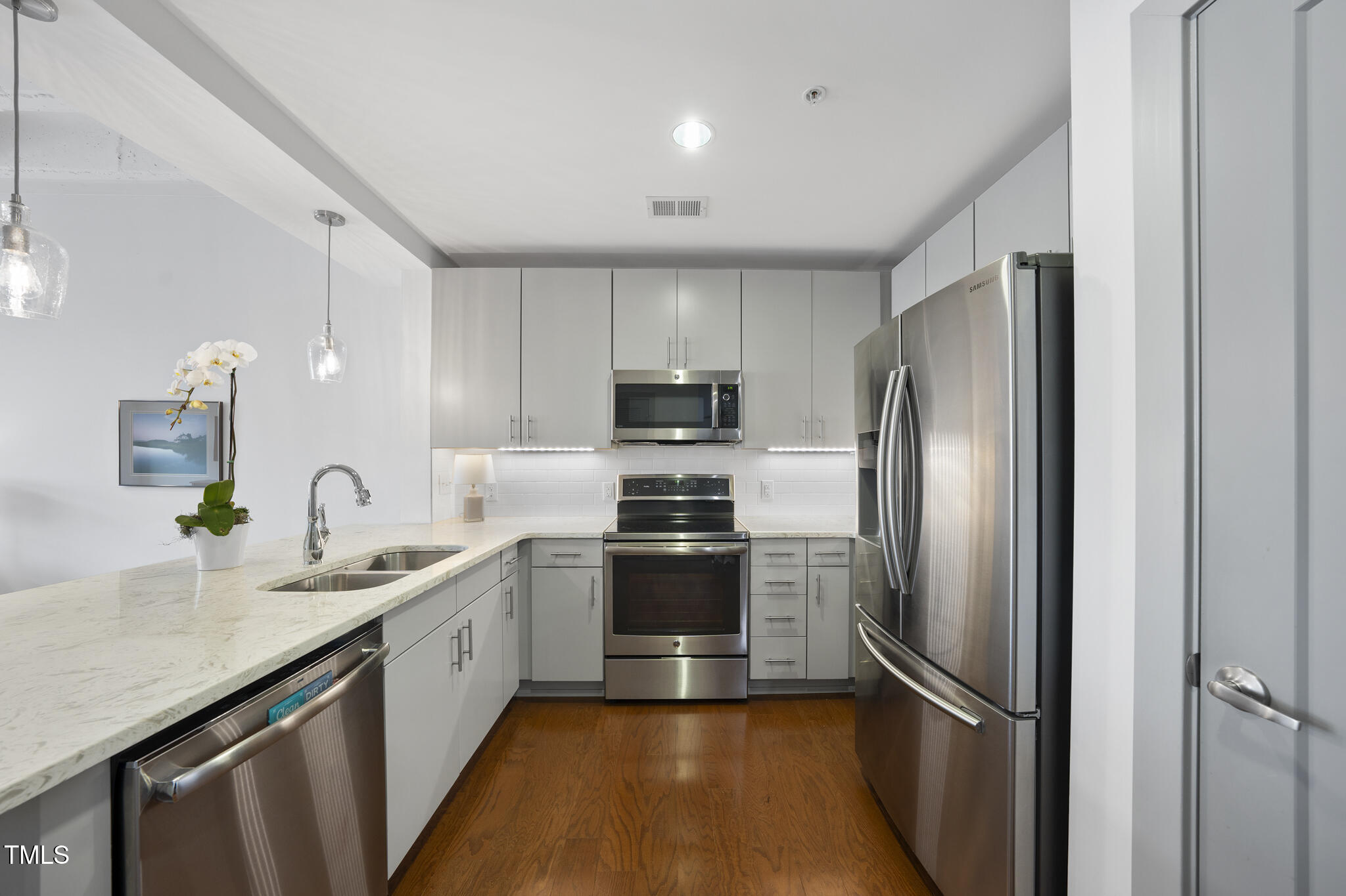 1300 St Marys Street # 403 Property Photo 11