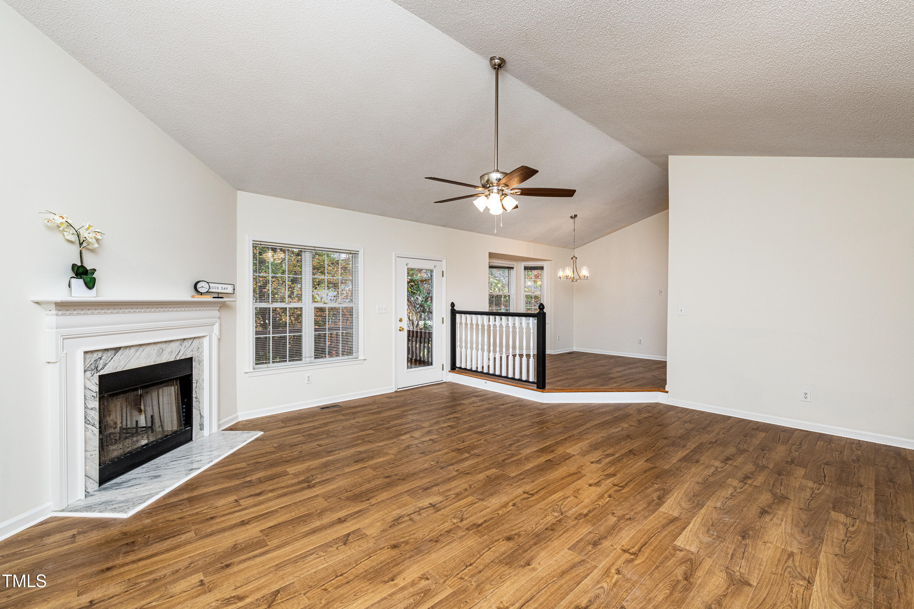 125 Havencrest Landing Property Photo 15