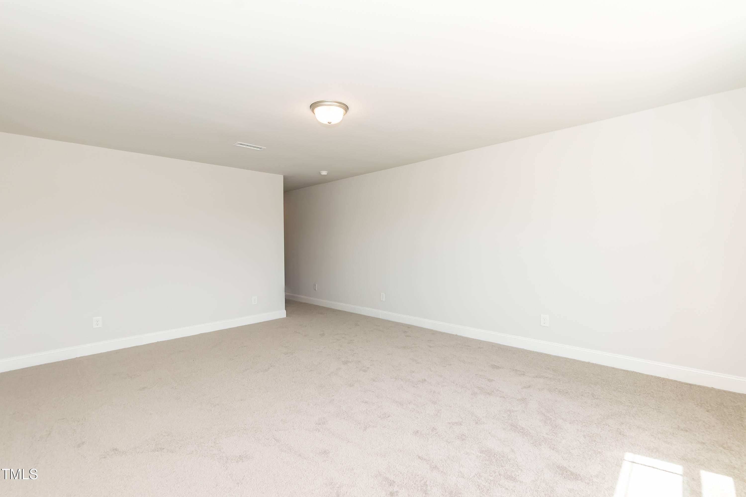 111 Oxford Court Property Photo 30