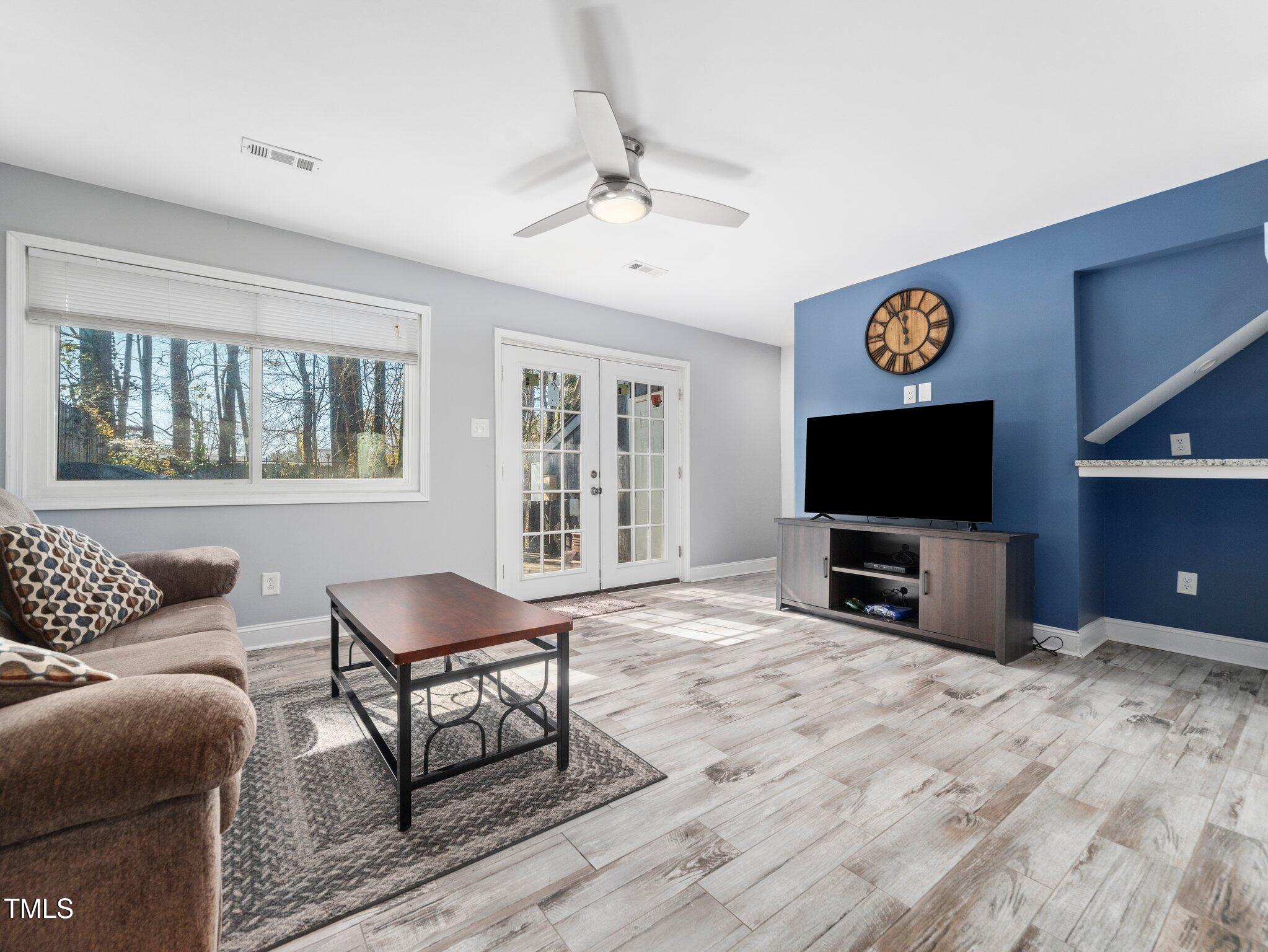 4236 Lake Ridge Drive Property Photo 4